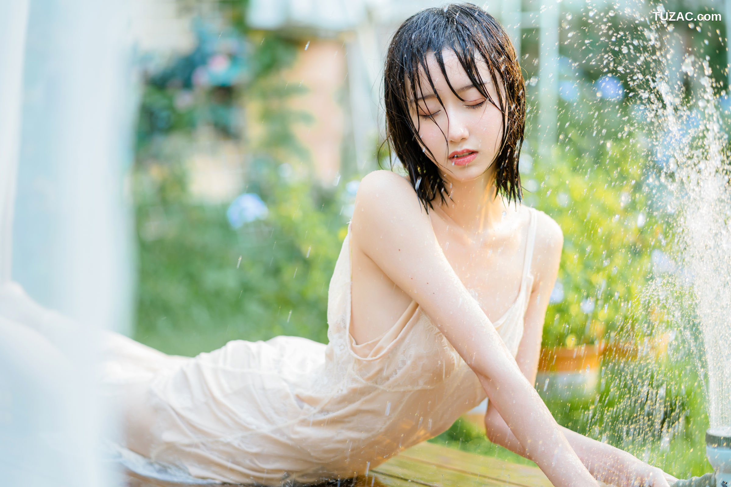 MTCos喵糖映画-Vol.355-《湿润微凉》