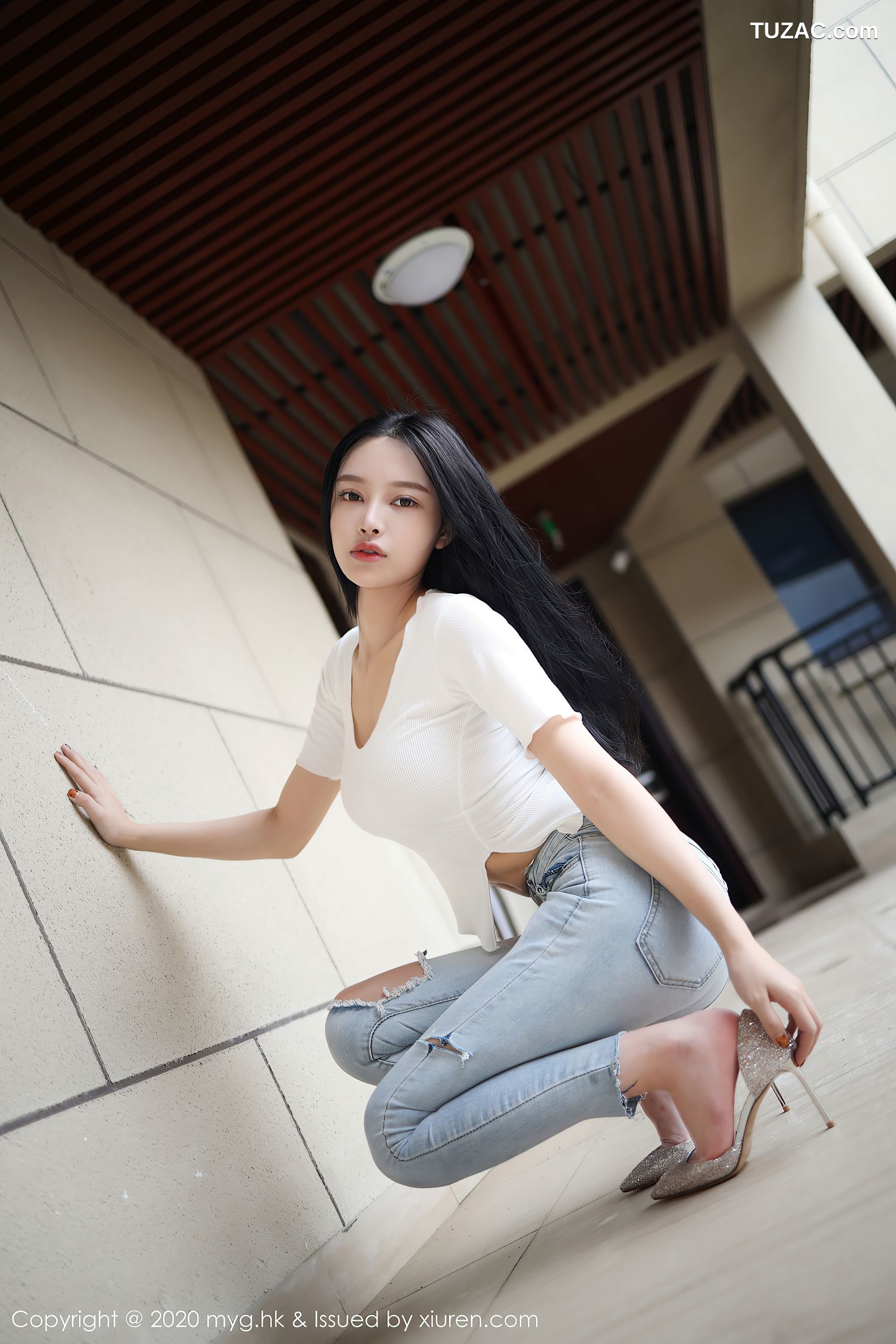 MyGirl美媛馆-459-唐琪儿-《修身牛仔裤勾勒的秀腿美臀》-2020.11.23