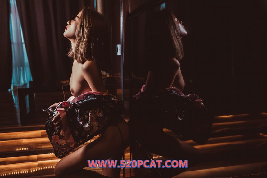 [PARTYCAT]轰趴猫小洁无圣光套图[76P]