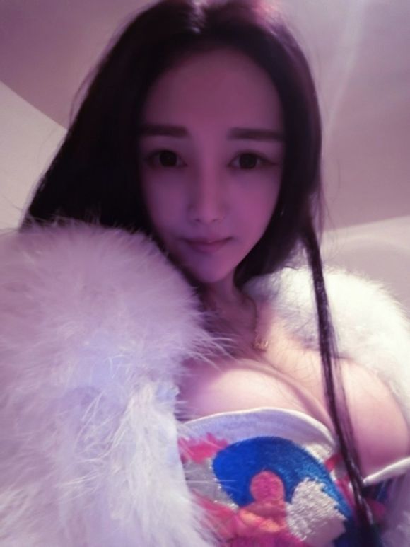 中国好胸器，微博女神南宫晨Anne[219P]