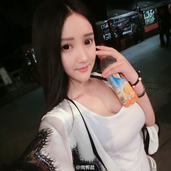 中国好胸器，微博女神南宫晨Anne[219P]