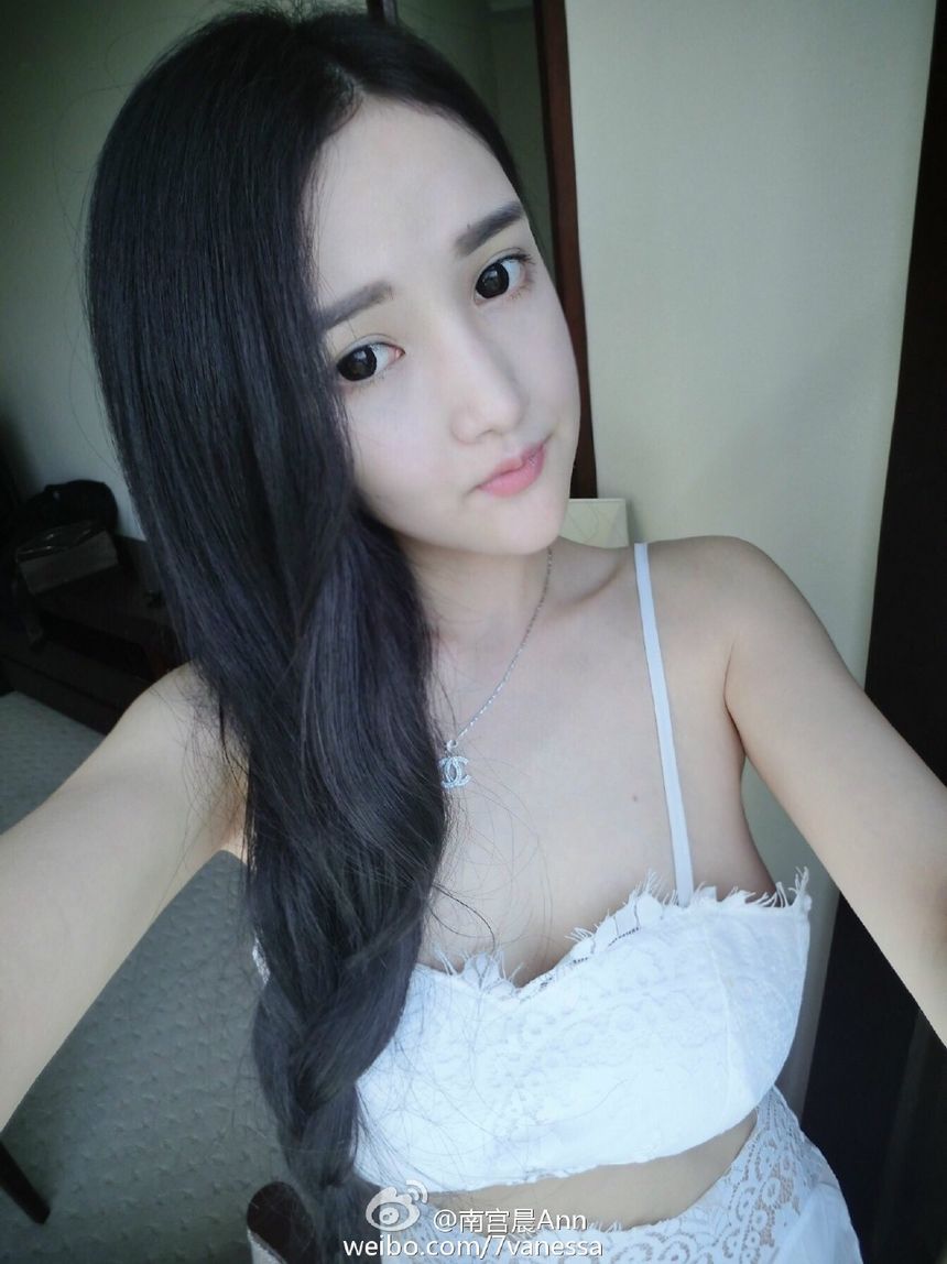 中国好胸器，微博女神南宫晨Anne[219P]