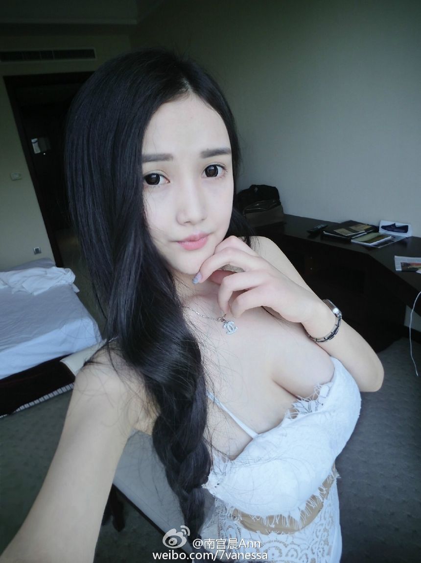 中国好胸器，微博女神南宫晨Anne[219P]