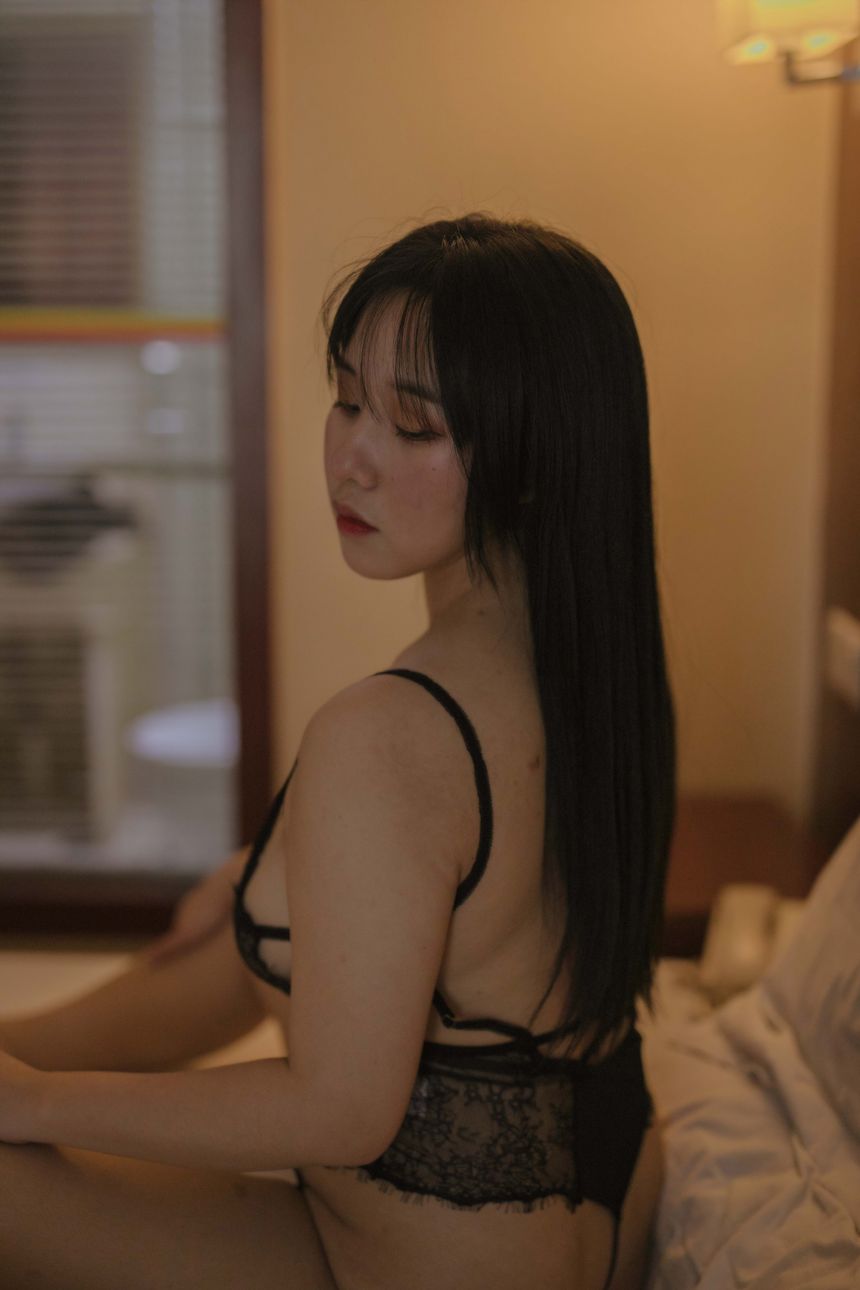 微博美女小二无圣光套图[64P]