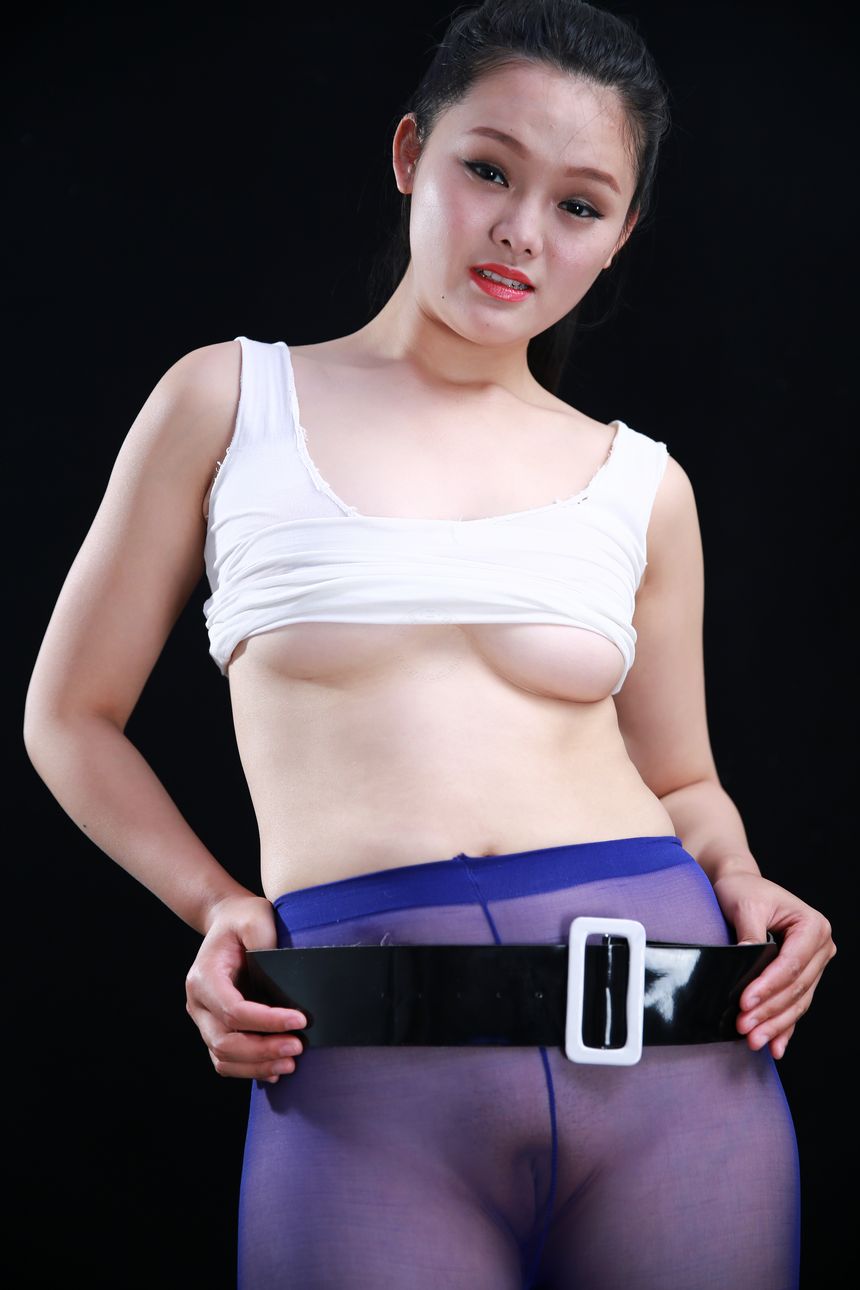 极品美模日月阿蜜私拍撸至深套图[92P]