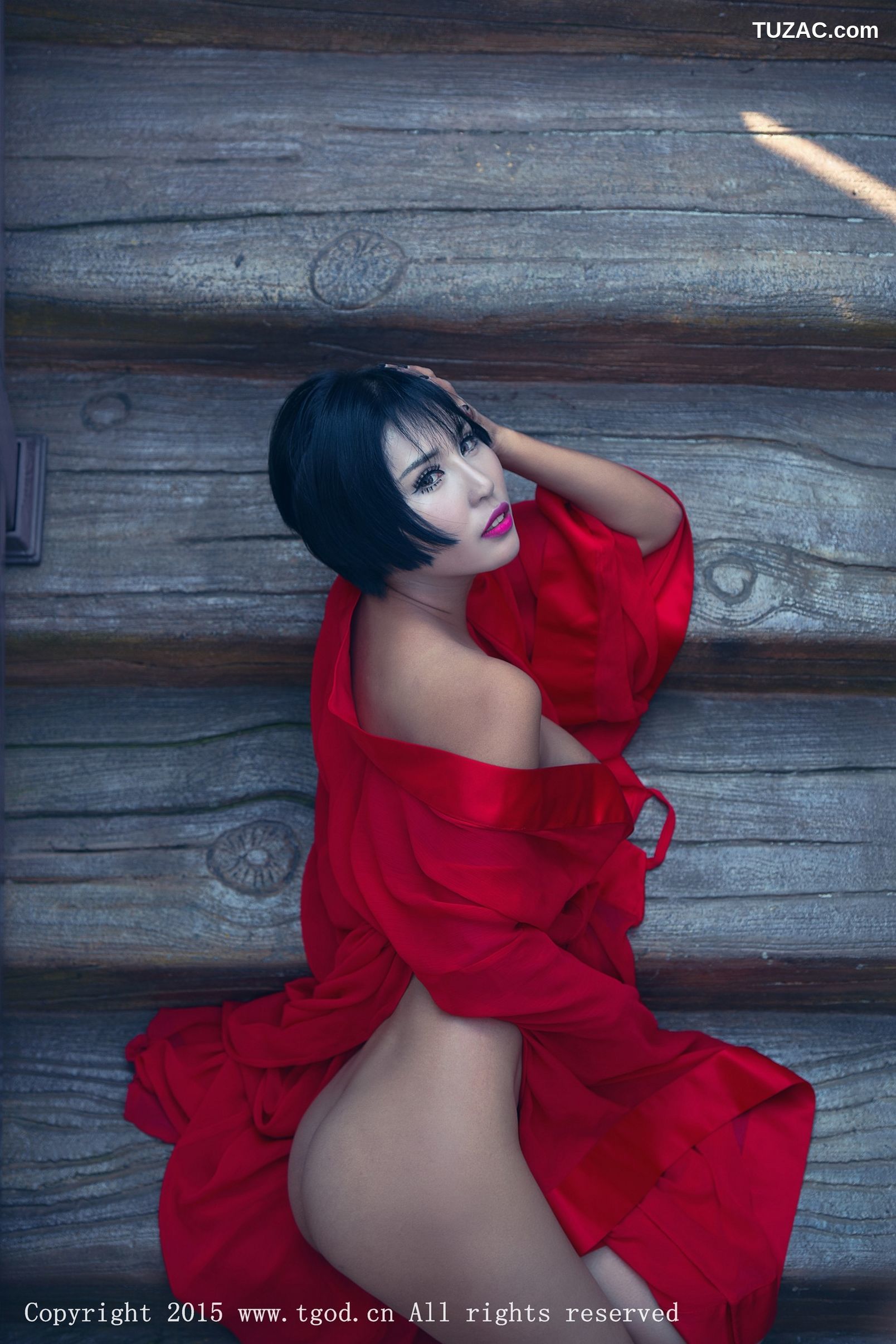 TGOD推女神-2015.09.28-娜依灵儿-《云曼旅拍》第三刊-清新人体艺术