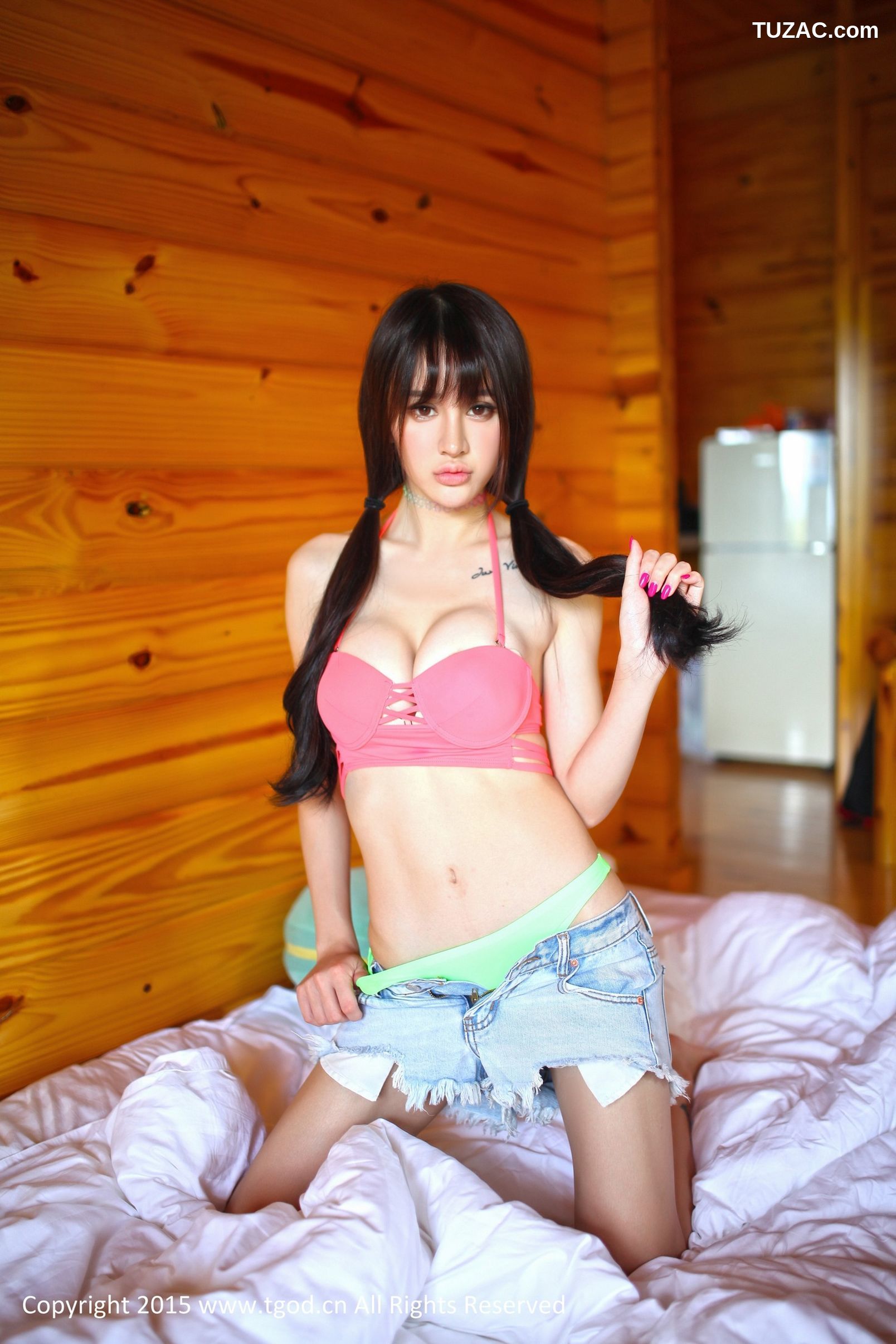 TGOD推女神-2015.09.28-青树-《云曼旅拍》第三刊-热裤-比基尼