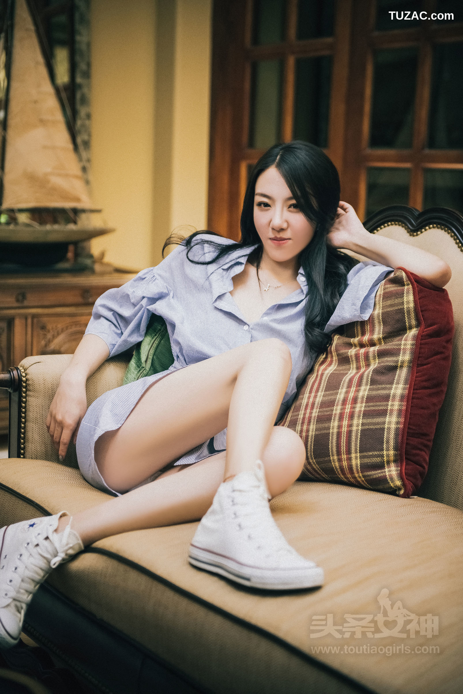TouTiao头条女神-2017.07.03-丹丹-《爱在深秋》
