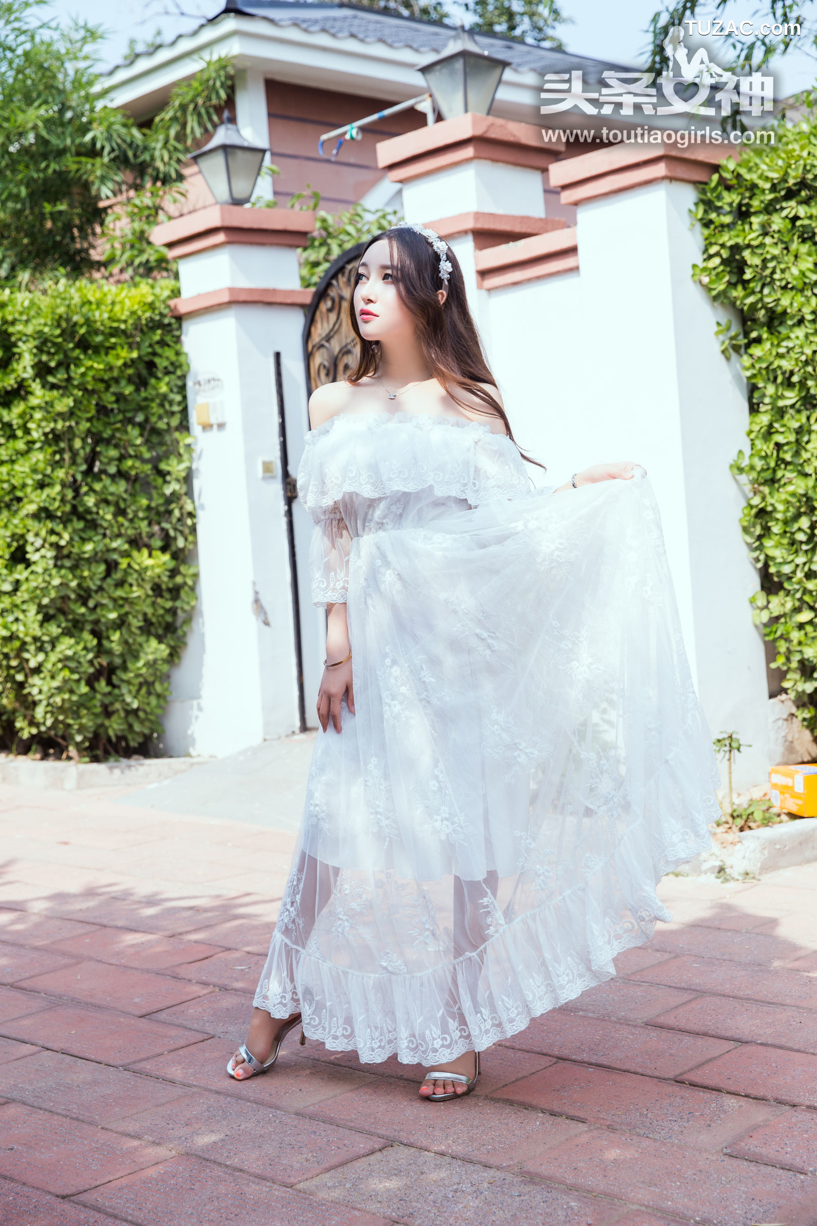 TouTiao头条女神-2017.08.06-李梓熙-《花花仙子》