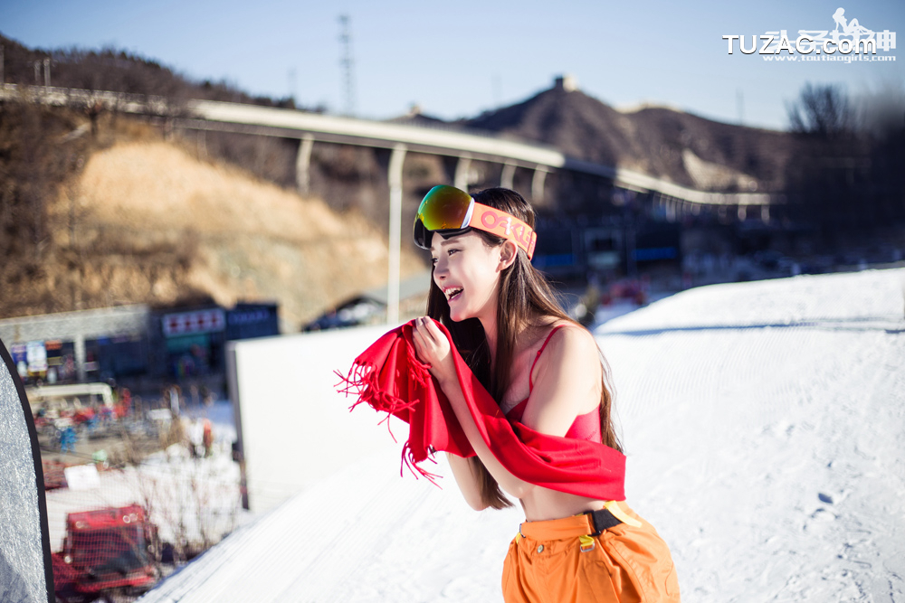 TouTiao头条女神-2018.12.11-崔昭妍-《滑雪比基尼》