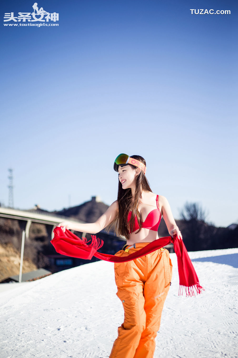 TouTiao头条女神-2018.12.11-崔昭妍-《滑雪比基尼》