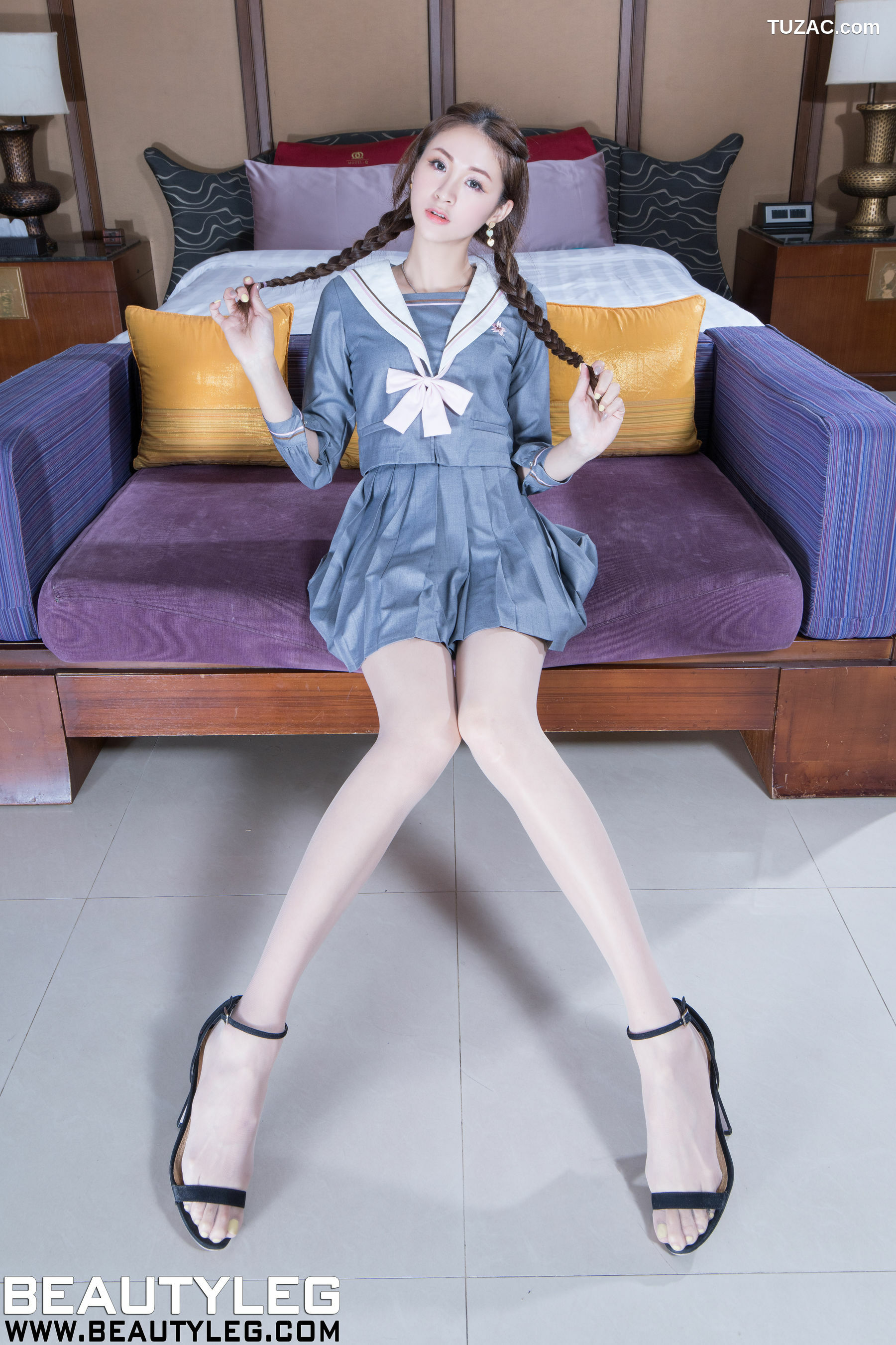 Beautyleg_Lola雪岑《肉丝袜制服美腿》 No.1911 写真集[41P]