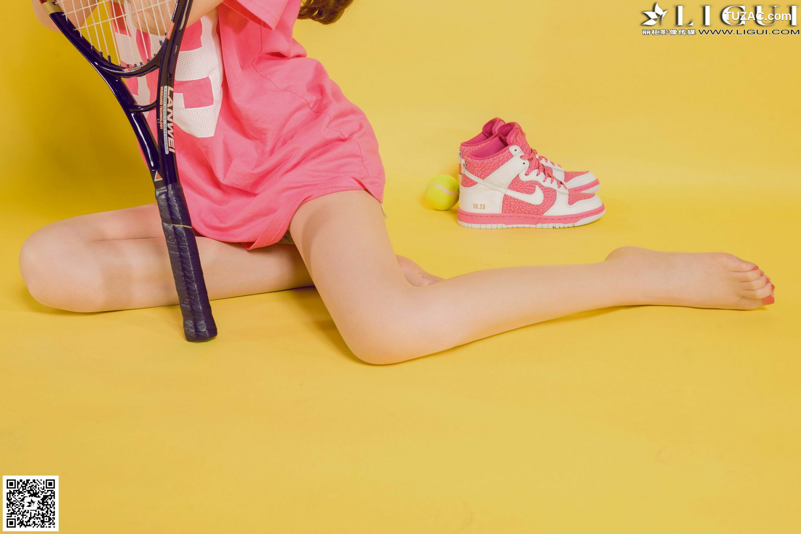 丽柜_ Model 允儿《篮球少女羽毛球运动系列》美腿玉足写真图片[49P]