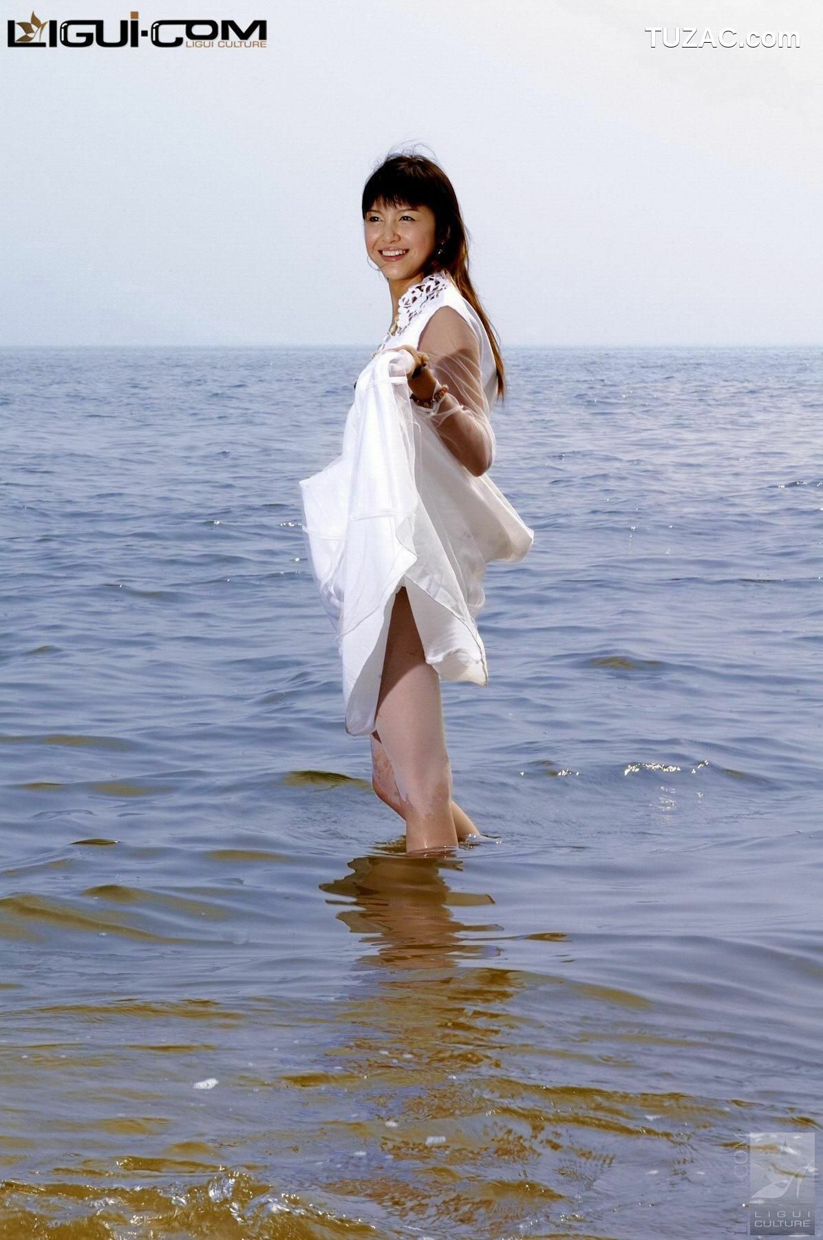丽柜_ Model 菲儿《丝袜版白雪公主》丝足写真图片[19P]
