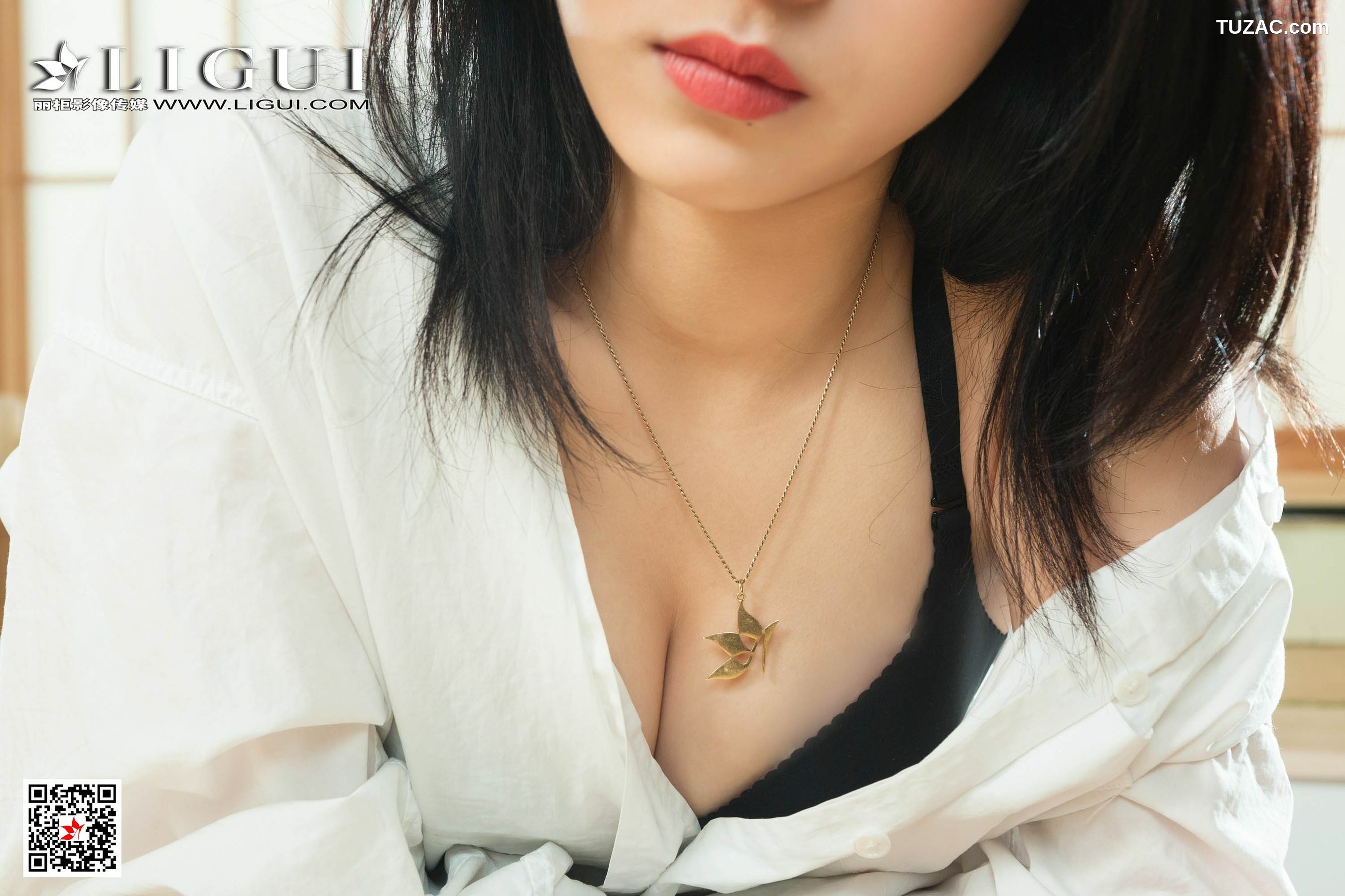 丽柜_ 潘潘 《浴缸丝袜诱惑》 写真集[56P]