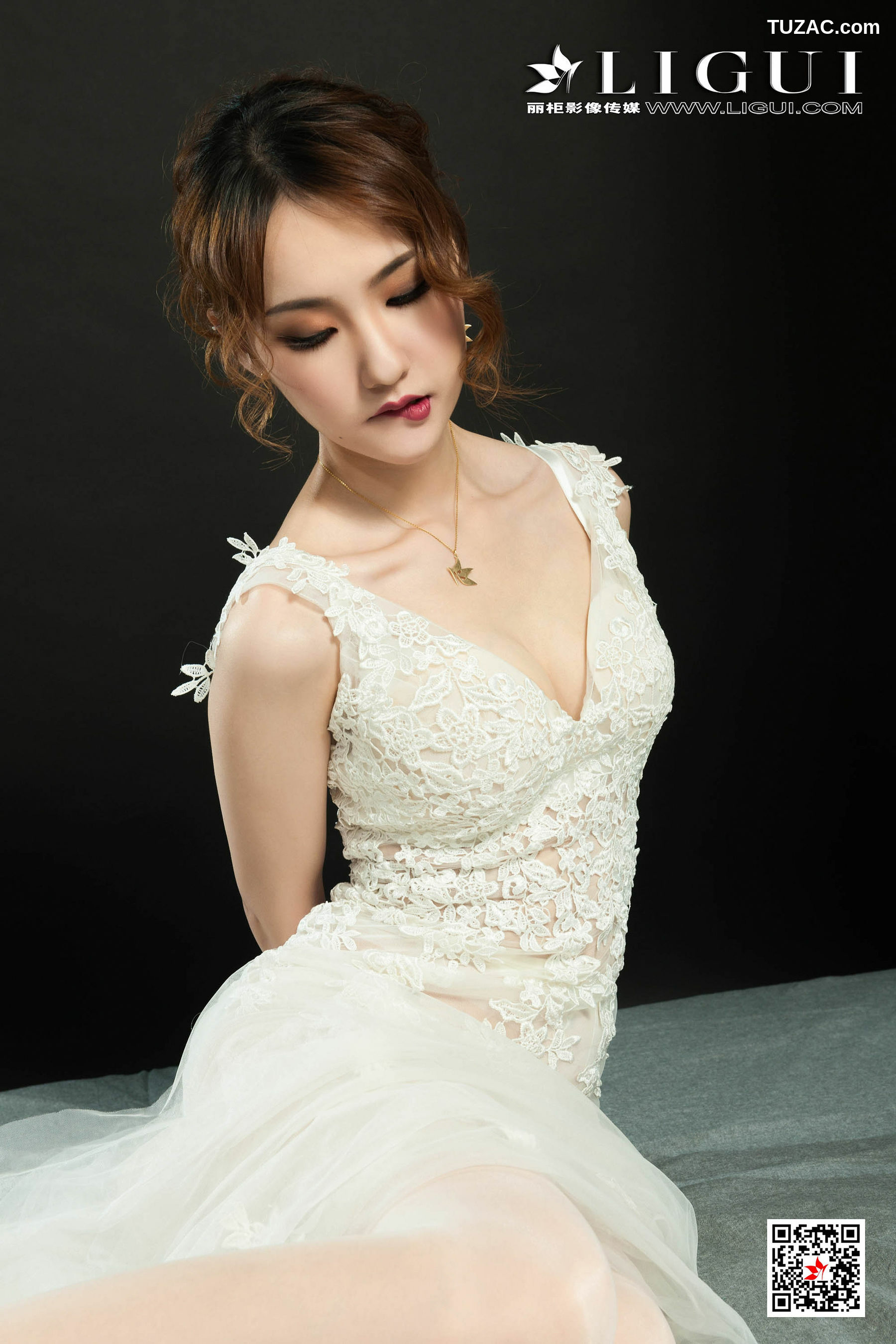 丽柜_ 蕊蕊 《婚纱绳艺》 写真集[79P]