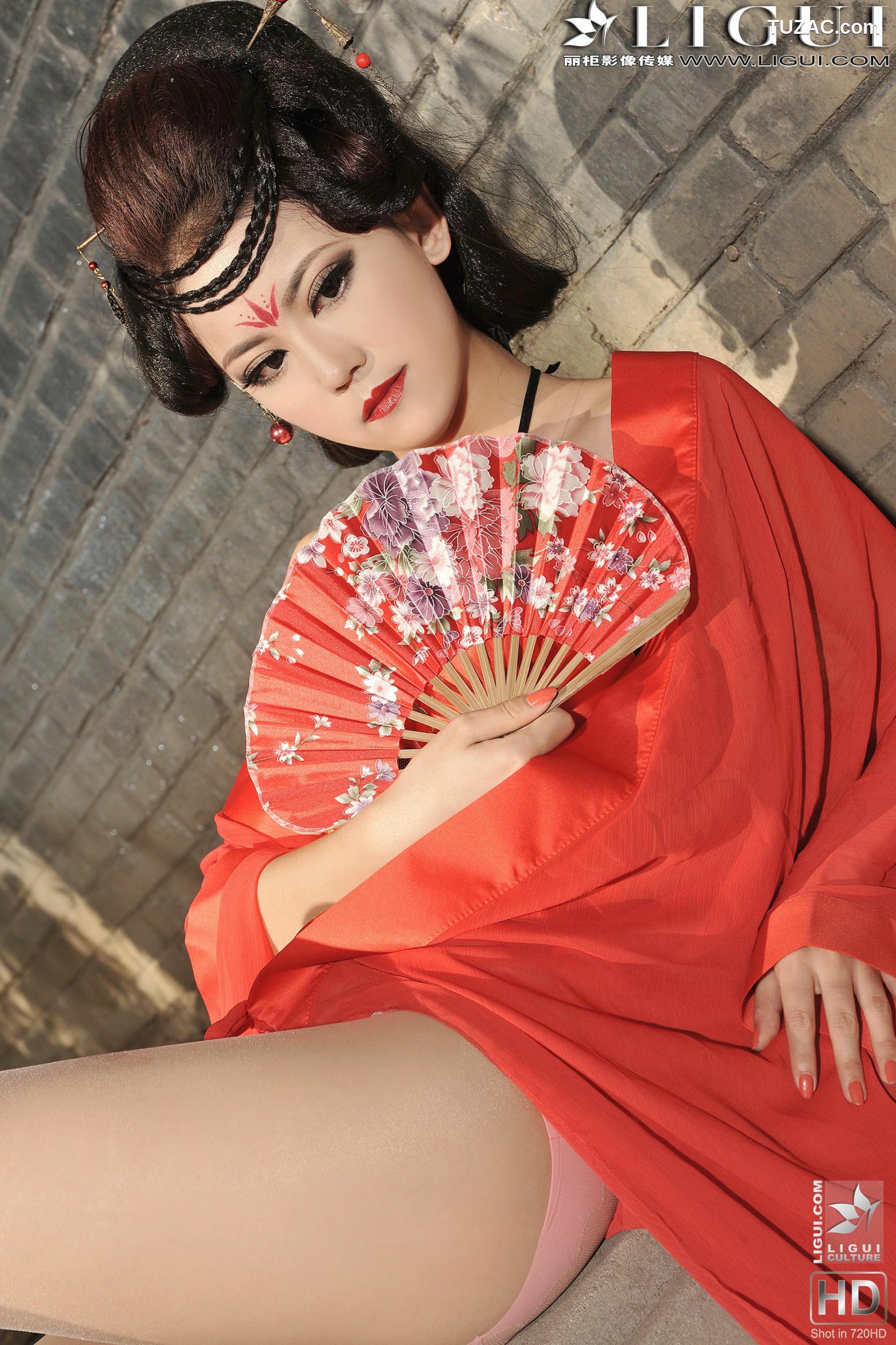 丽柜_Model 可馨《绝色古典美女》 美腿玉足写真图片[56P]