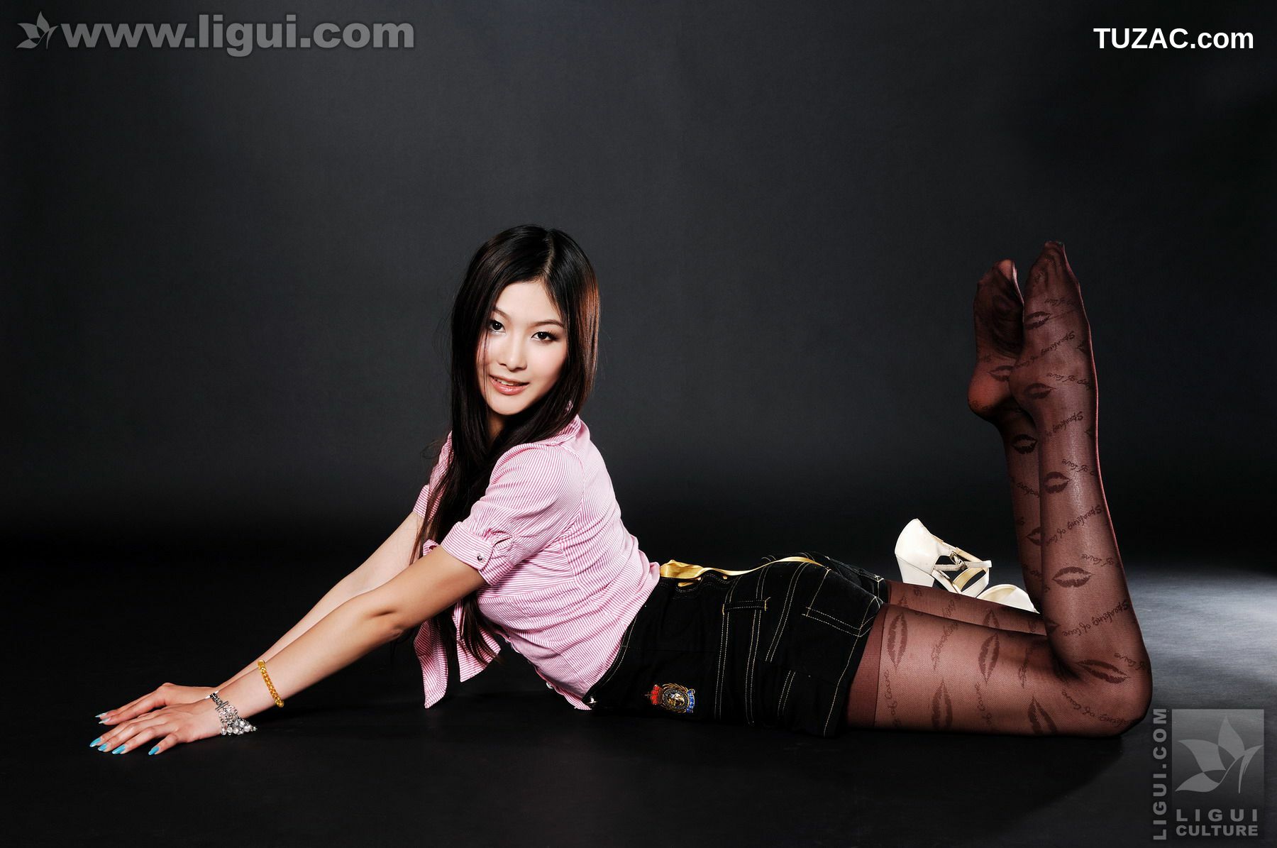 丽柜_Model 孙跃《性感迷人的丝袜》 美腿玉足写真图片[55P]