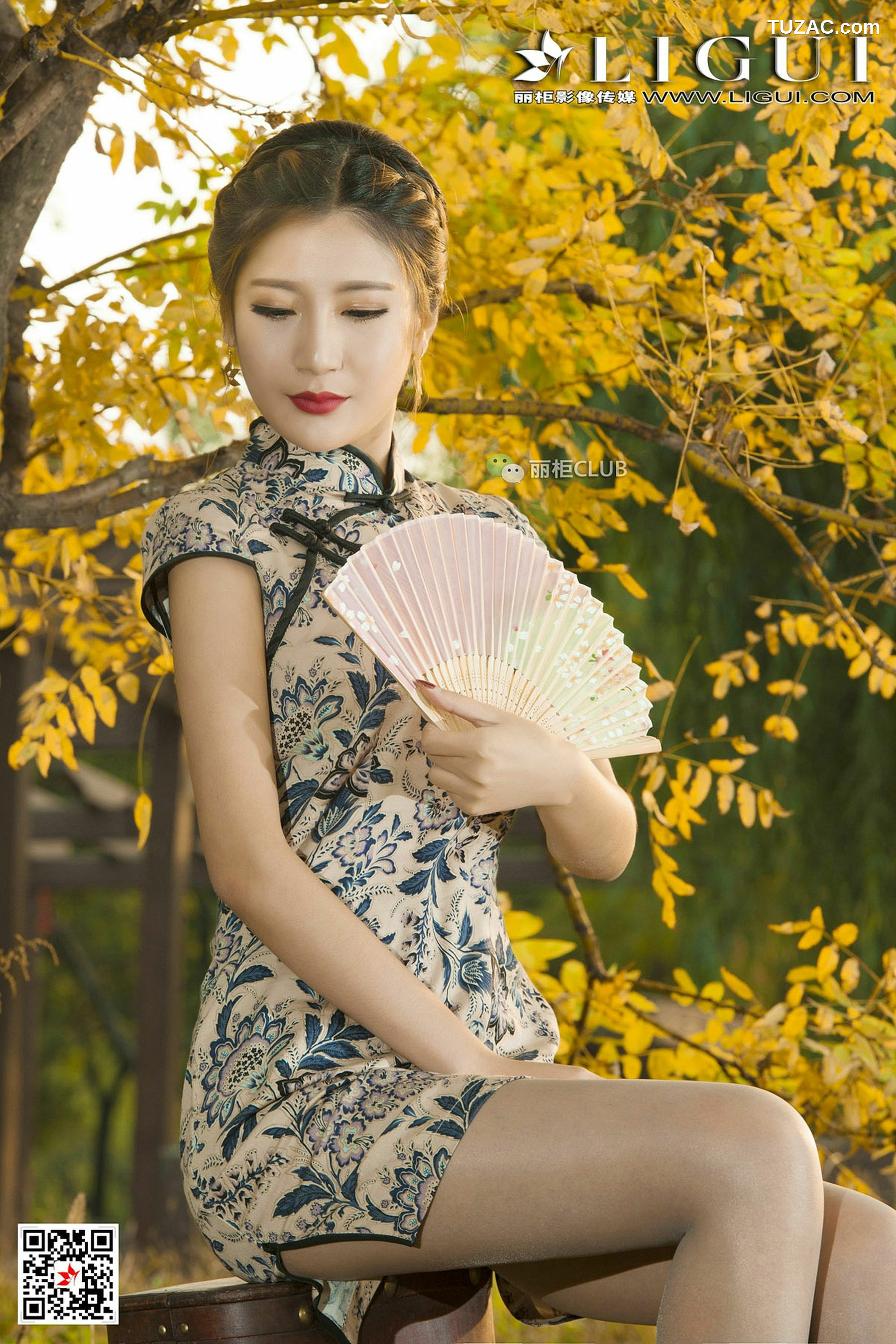 丽柜_Model 悠悠《黄昏优雅旗袍唯美丝足》 写真集[51P]