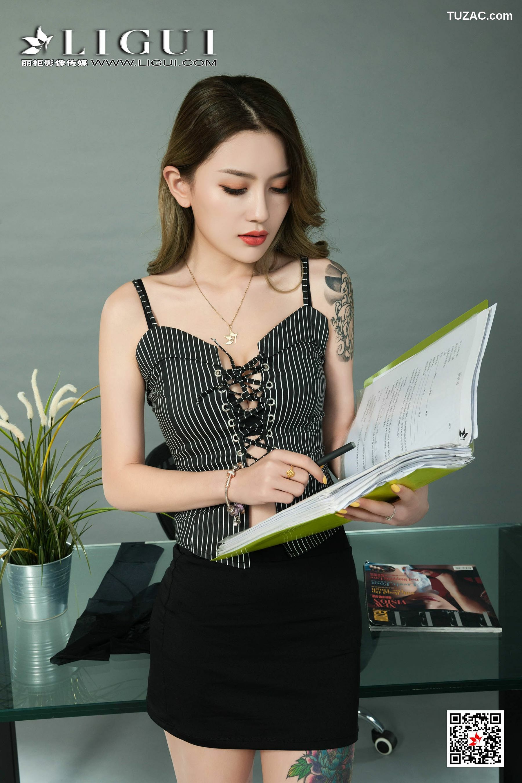 丽柜_Model 甜甜《黑丝袜人体》 写真集[78P]