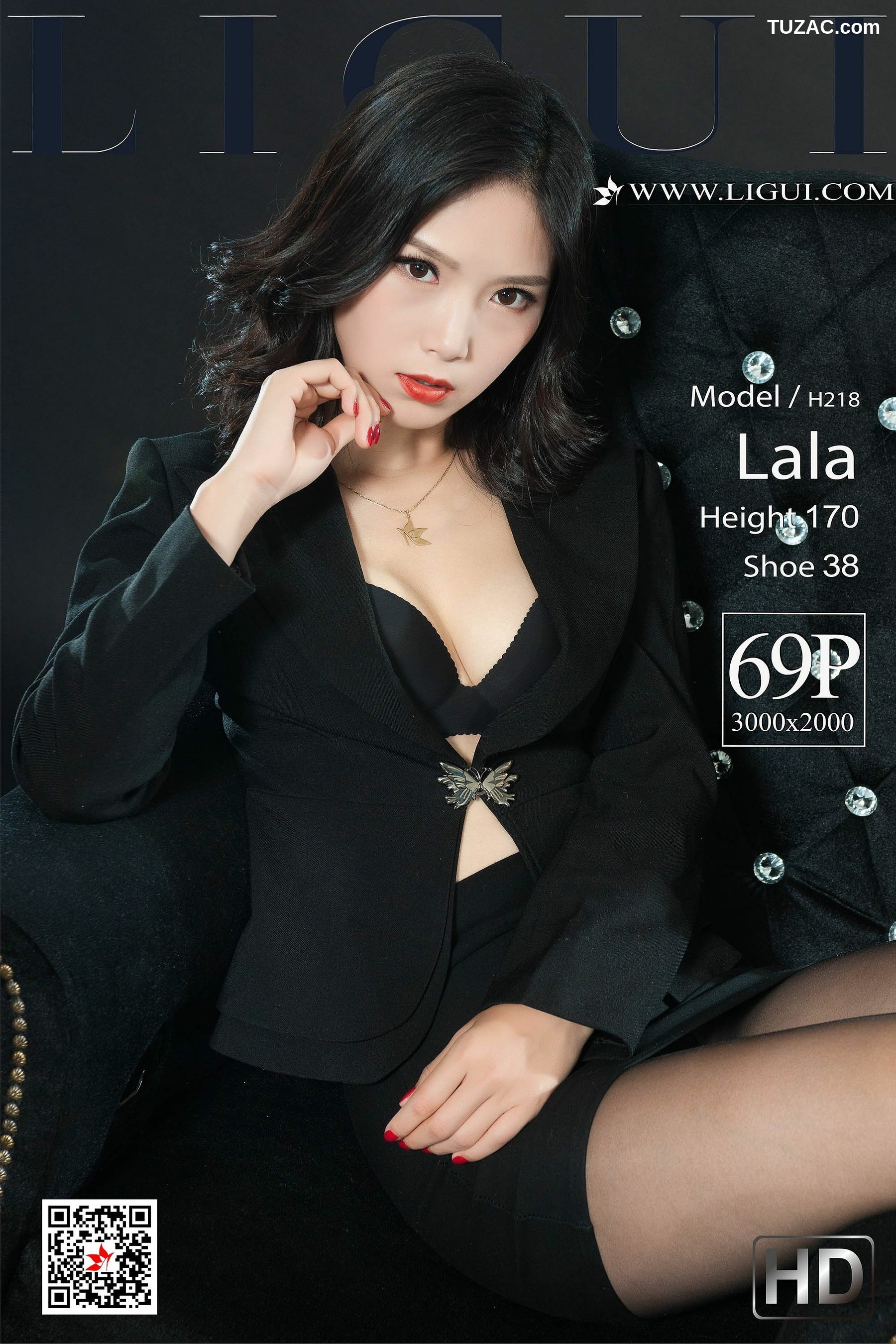 丽柜_腿模Lala《黑丝玉足OL》 写真集[70P]