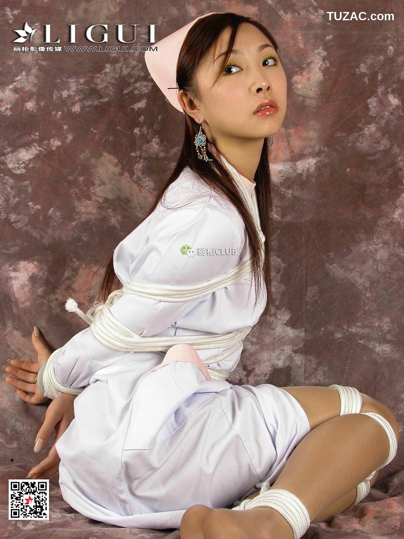 丽柜_腿模雅诗《护士美束》 丝袜美束 写真集[64P]