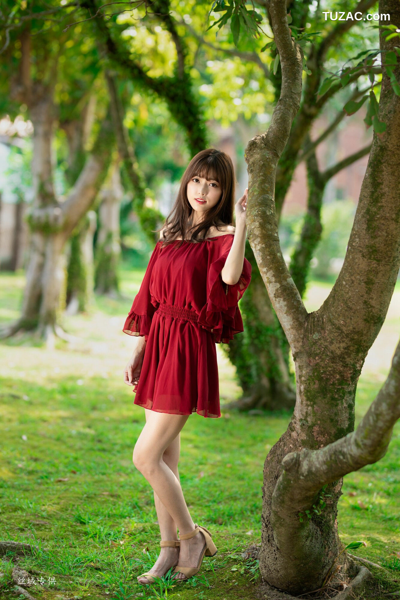 台湾正妹_ Lady憶憶/彭丽嘉《士林官邸》 写真集[64P]
