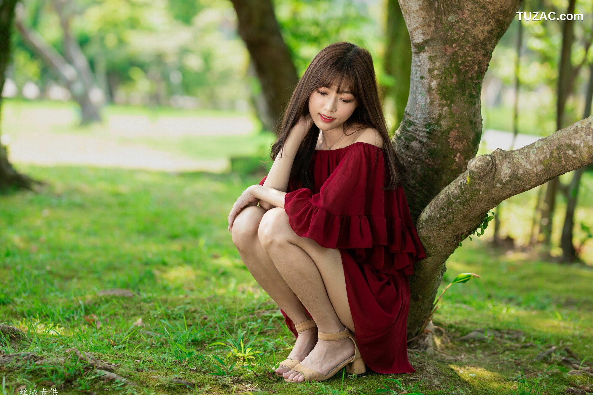台湾正妹_ Lady憶憶/彭丽嘉《士林官邸》 写真集[64P]