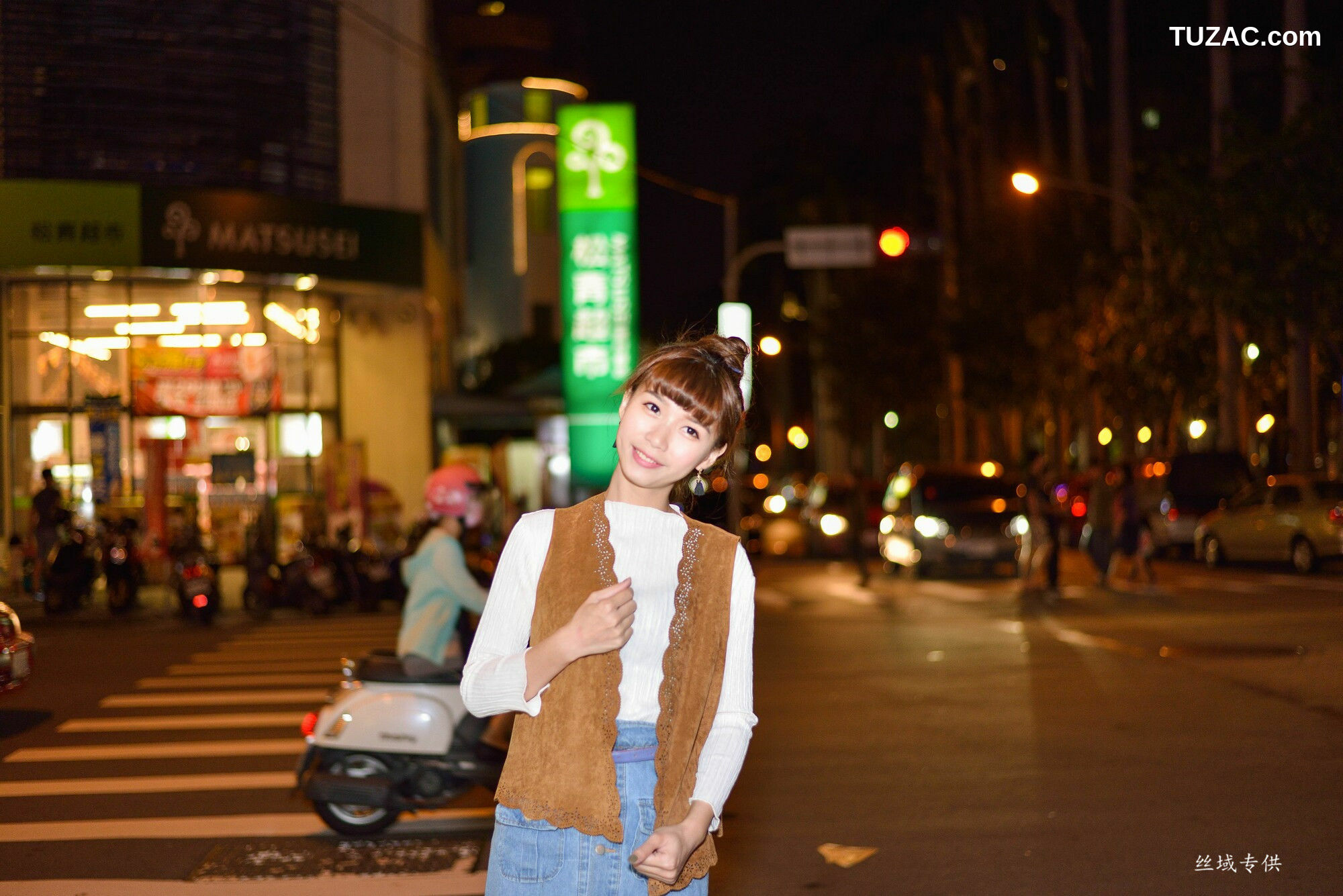台湾正妹_ TiTi Yang《國美夜拍》 写真集[237P]