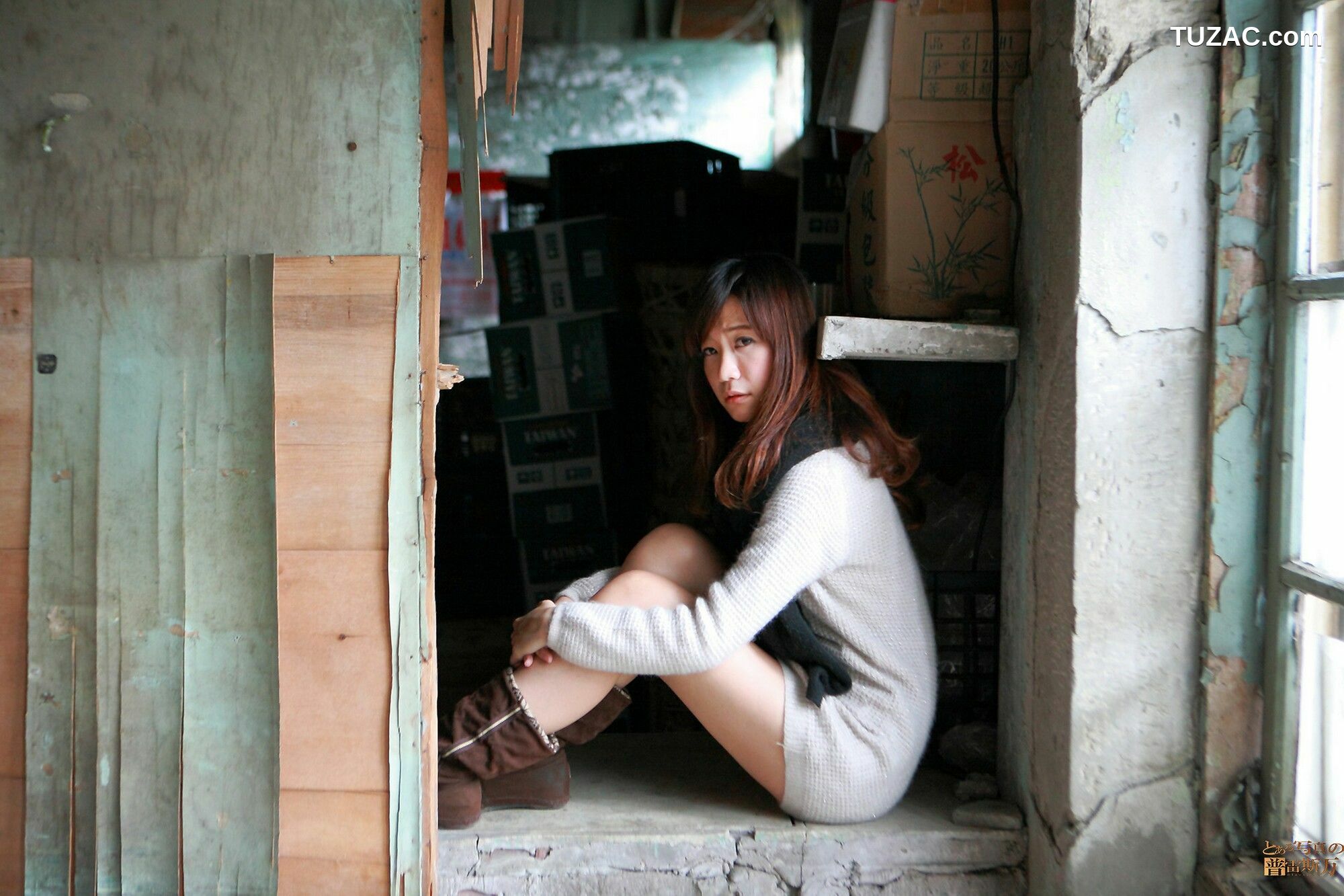 台湾正妹_ 丸子《臺南小西門外拍》 写真集[62P]