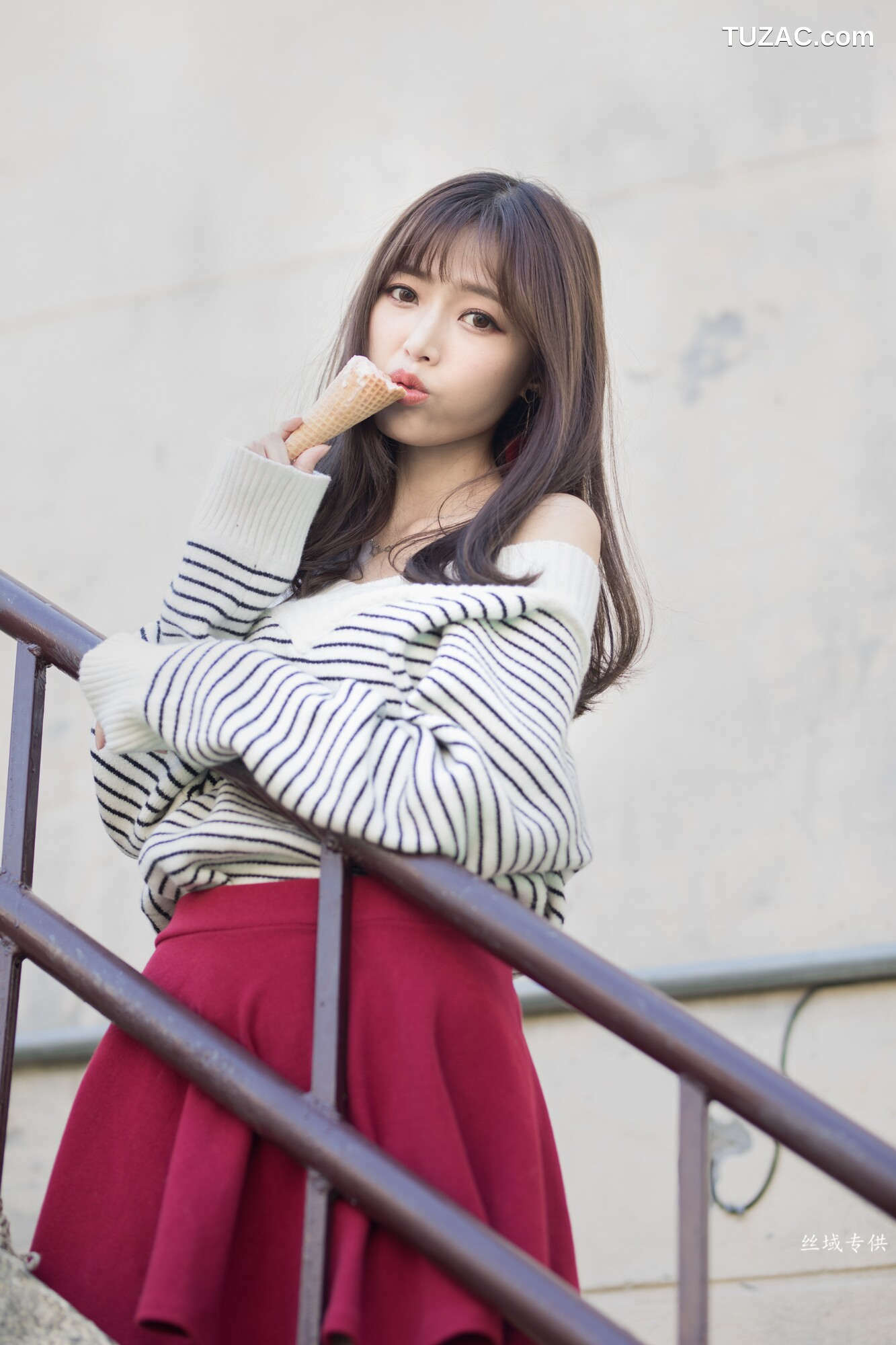台湾正妹_ 億億 - 審計新村小清新外拍 写真集[86P]