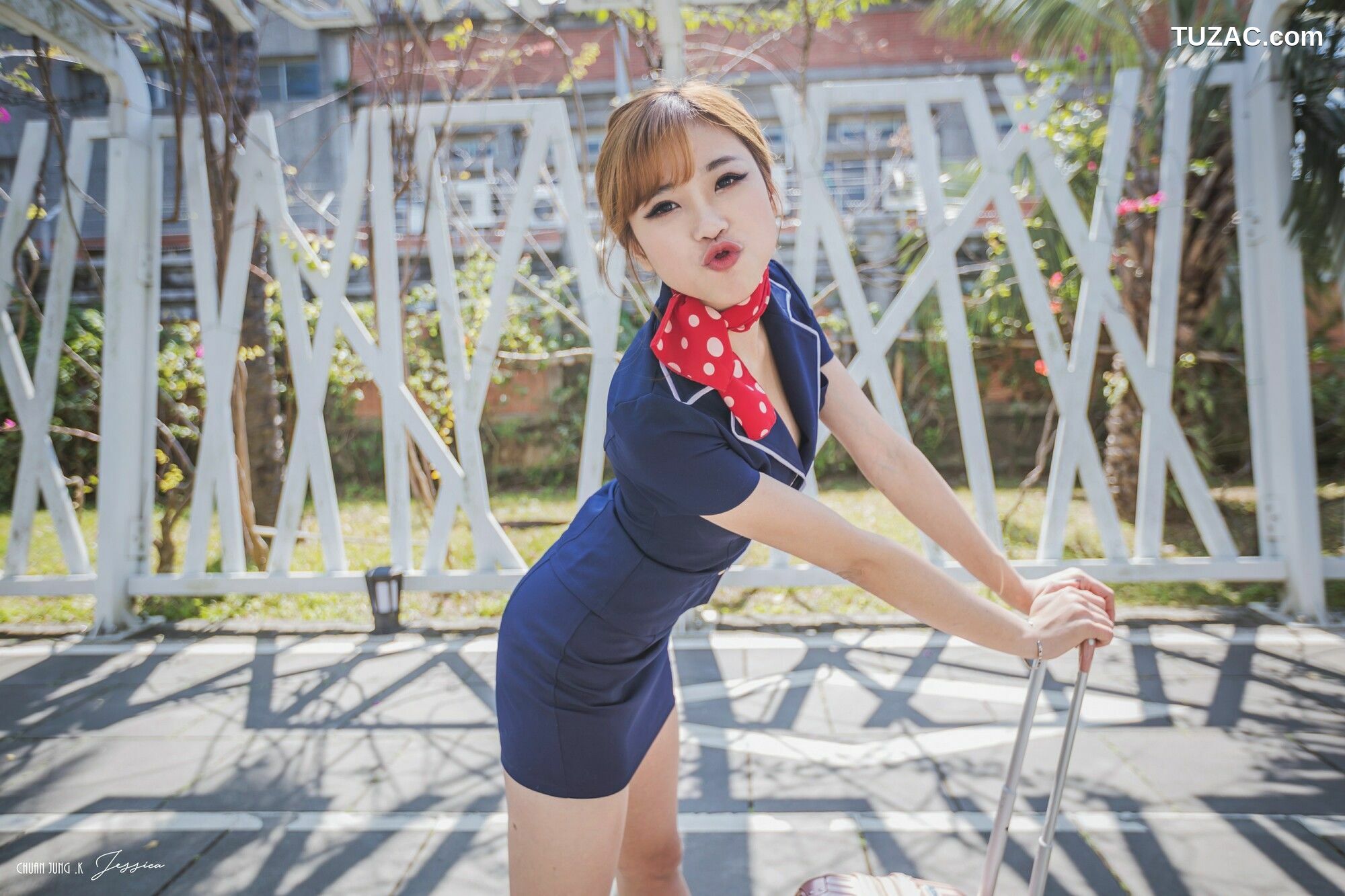 台湾正妹_ 卡卡儿《美丽空姐》写真集[34P]