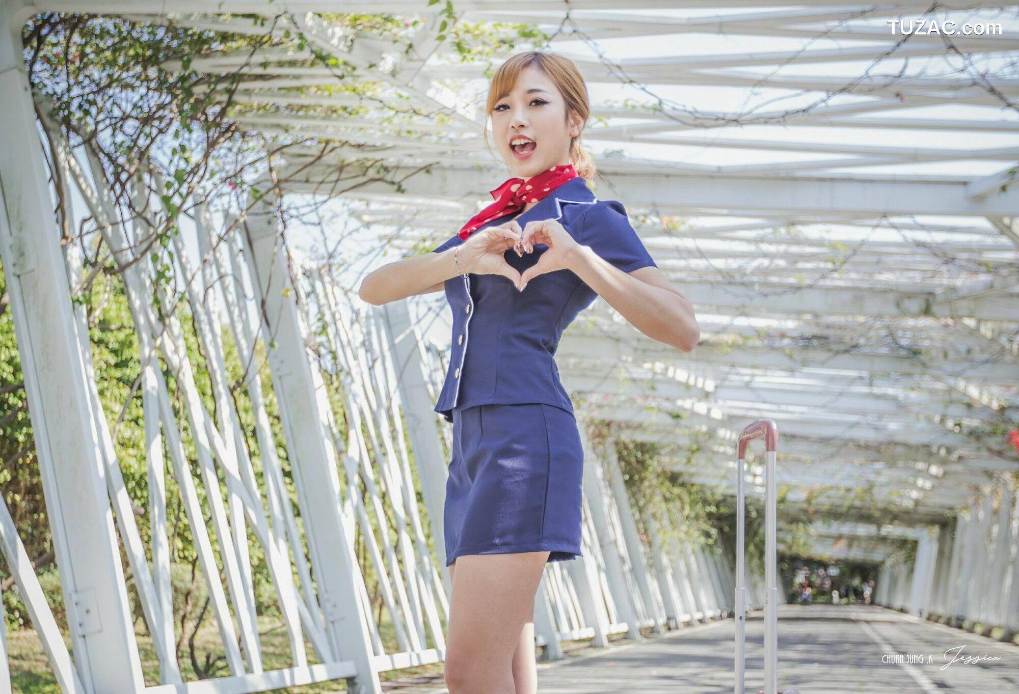 台湾正妹_ 卡卡儿《美丽空姐》写真集[34P]