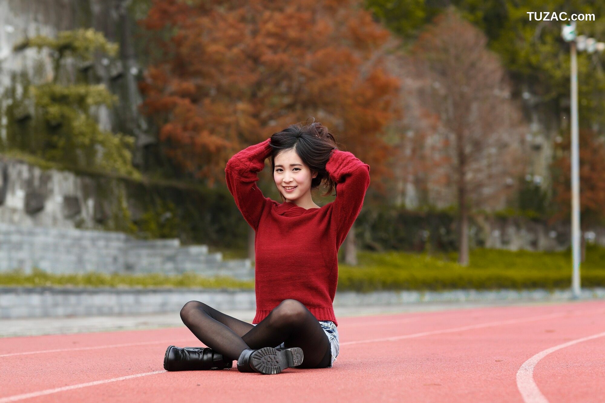 台湾正妹_ 孟洁 (两套服装） 写真集[89P]