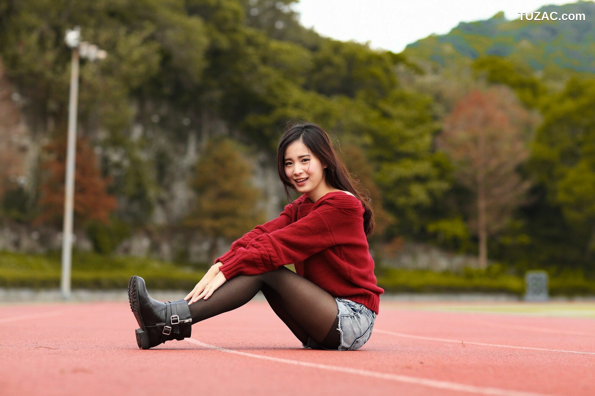 台湾正妹_ 孟洁 (两套服装） 写真集[89P]