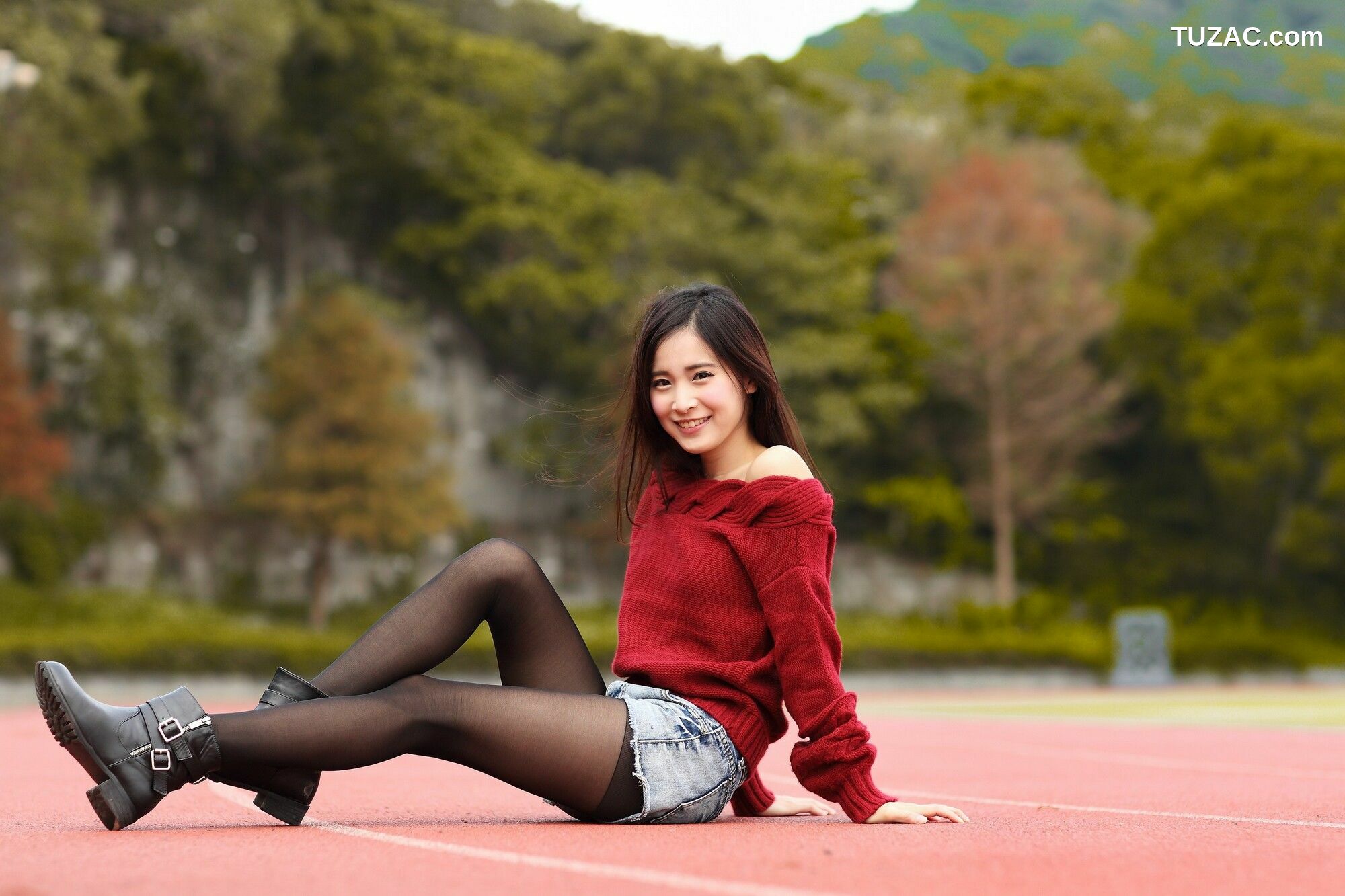 台湾正妹_ 孟洁 (两套服装） 写真集[89P]