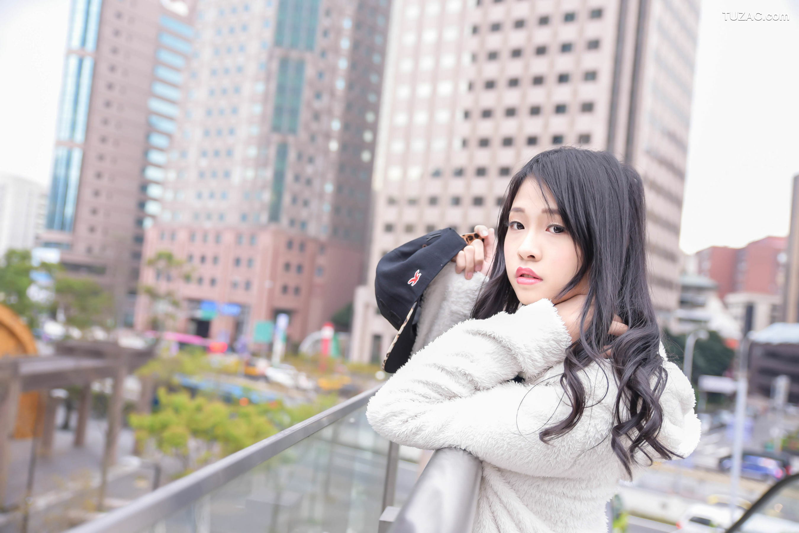 台湾正妹_ 小枫《信義區外拍》写真集[94P]