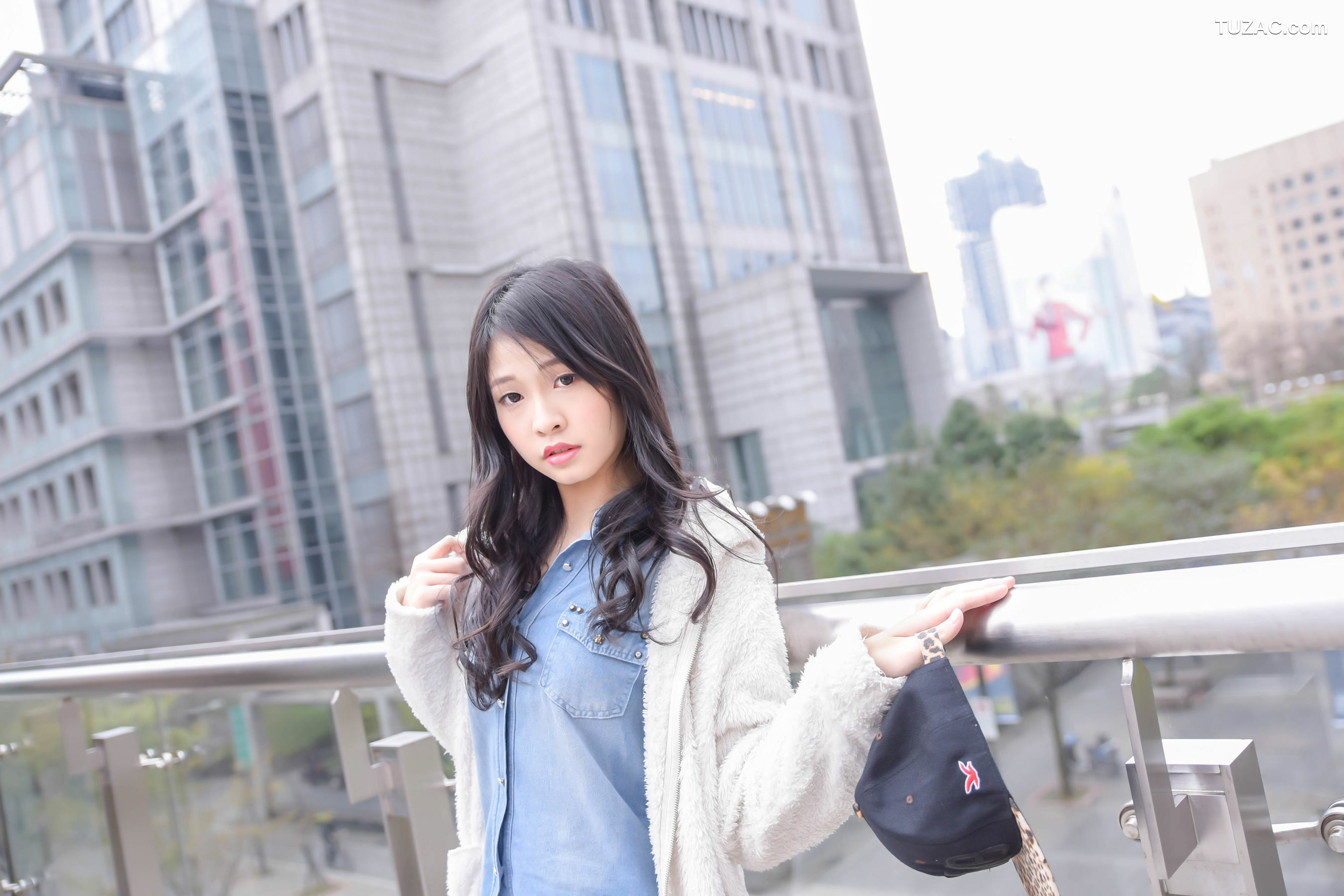 台湾正妹_ 小枫《信義區外拍》写真集[94P]