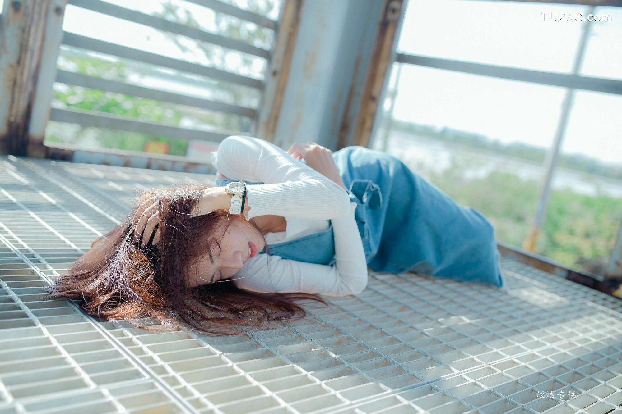 台湾正妹_ 方唯真《优雅长裙》 写真集[55P]