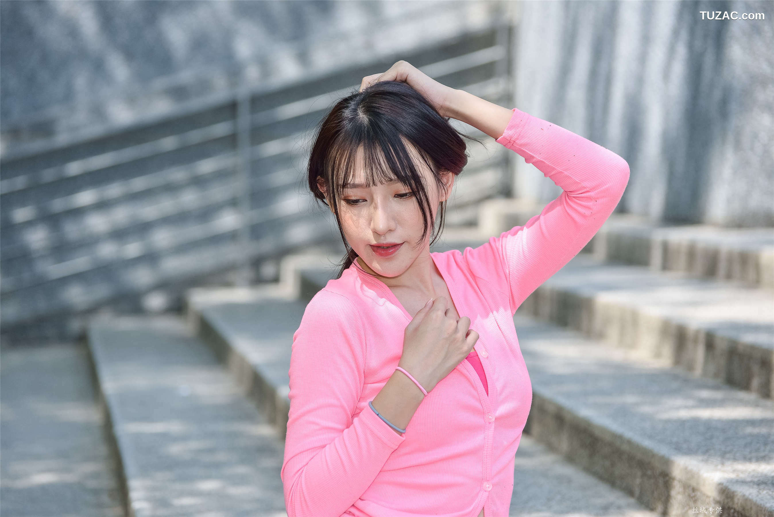 台湾正妹_ 比比《國美.時裝》牛仔街拍 写真集[147P]