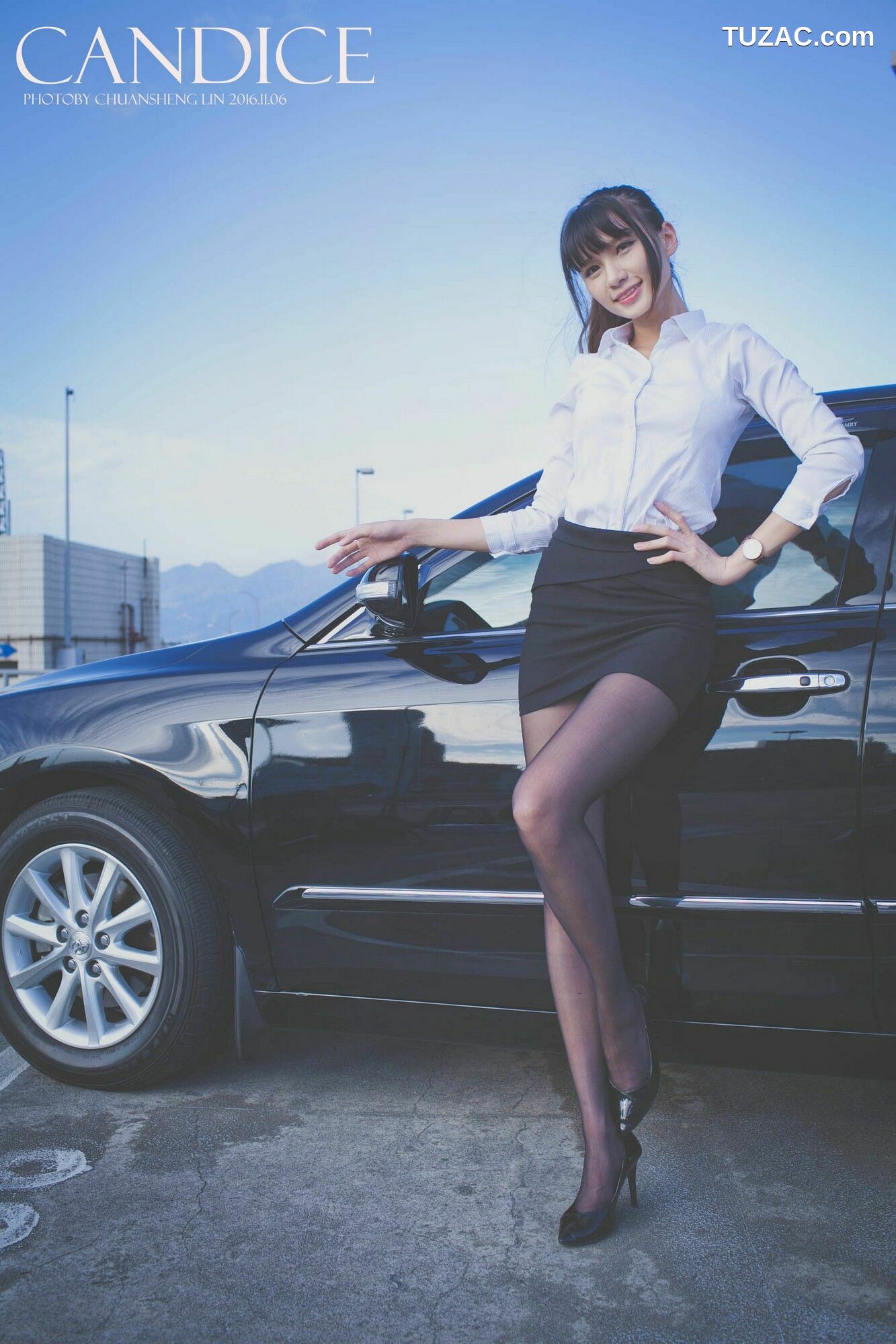 台湾正妹_ 蔡译心Candice《车外拍》 写真集[89P]