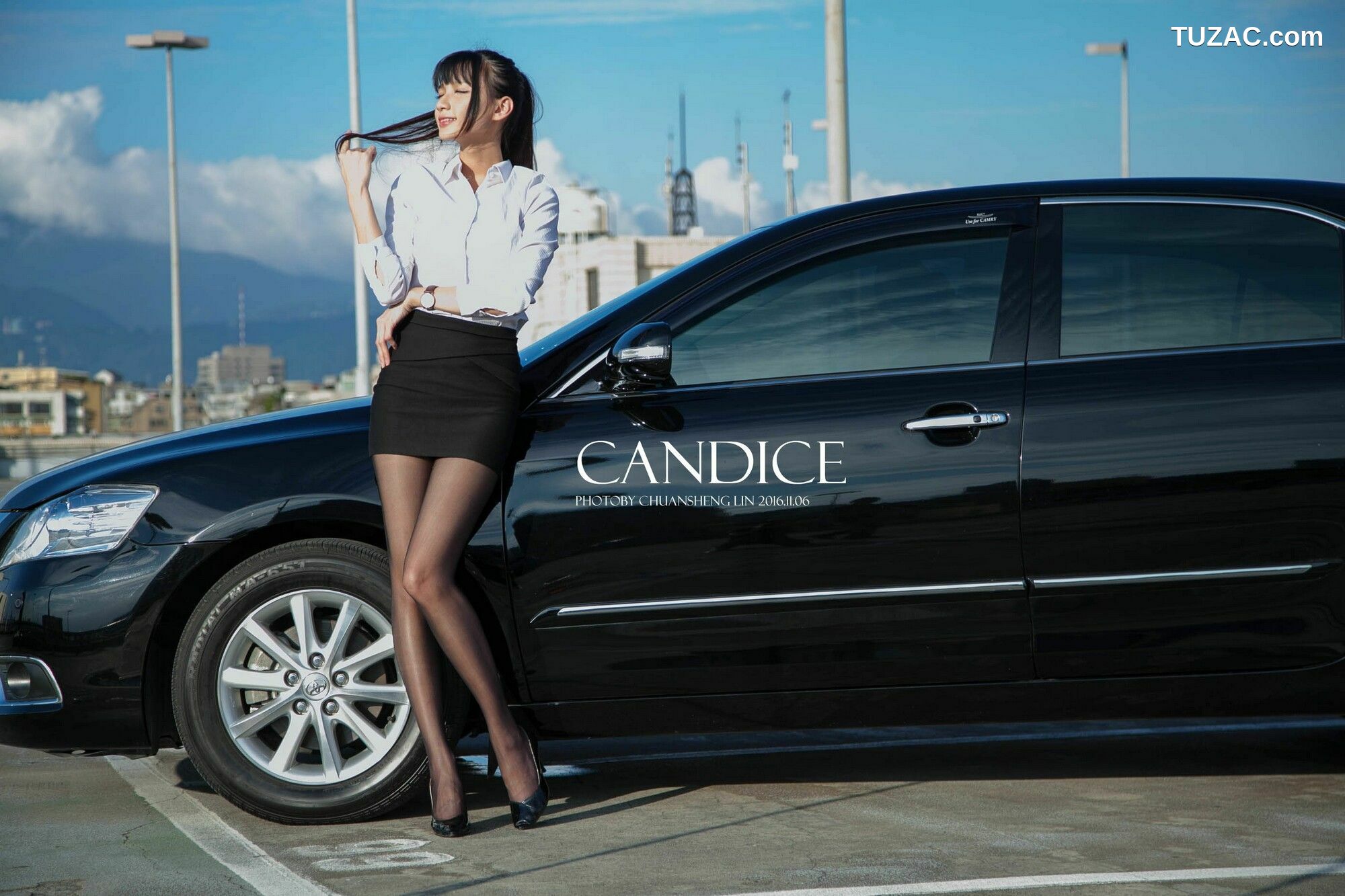 台湾正妹_ 蔡译心Candice《车外拍》 写真集[89P]