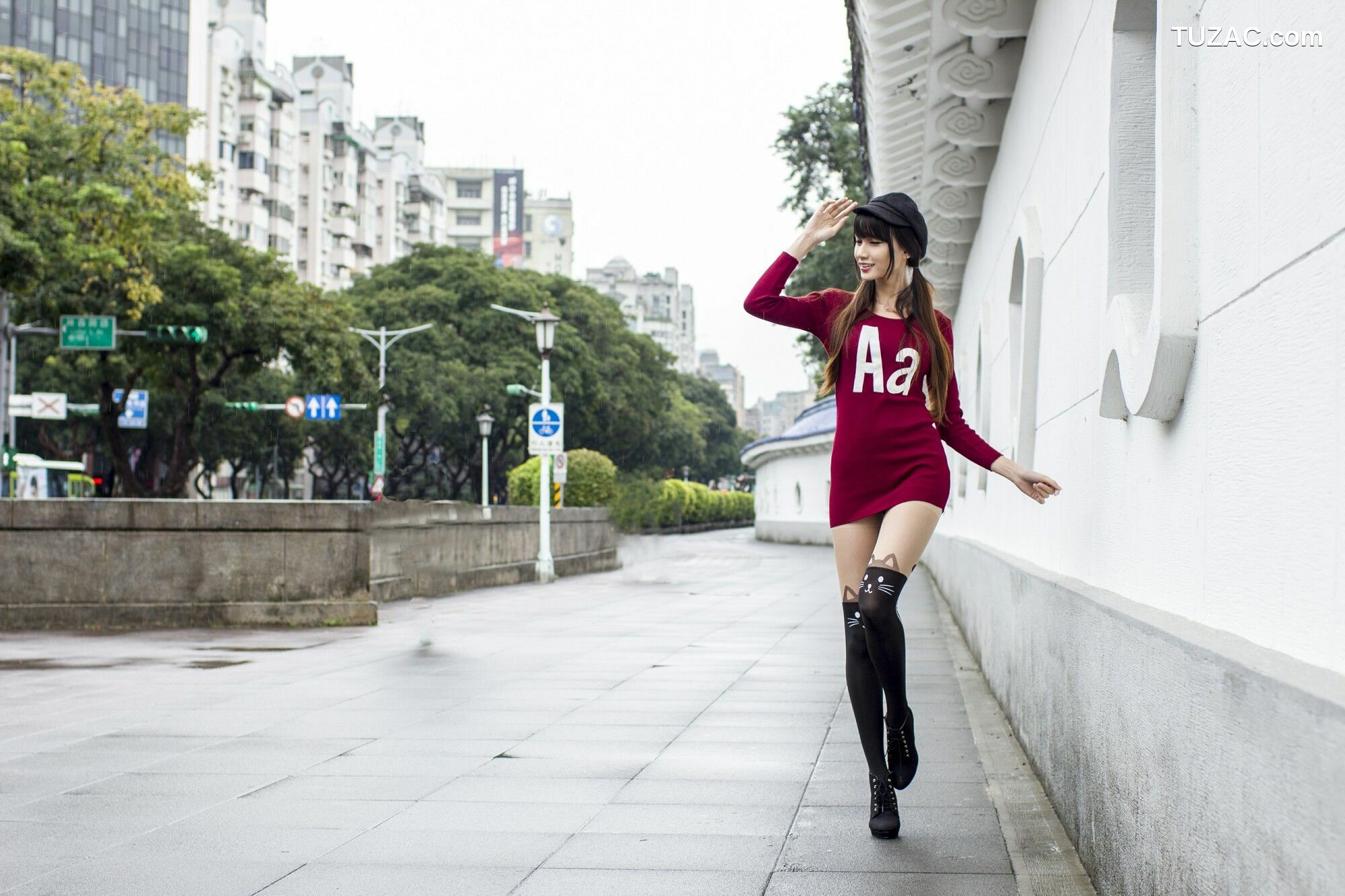 台湾正妹_ 蔡译心《中正紀念堂+富錦街時裝外拍》 写真集[55P]