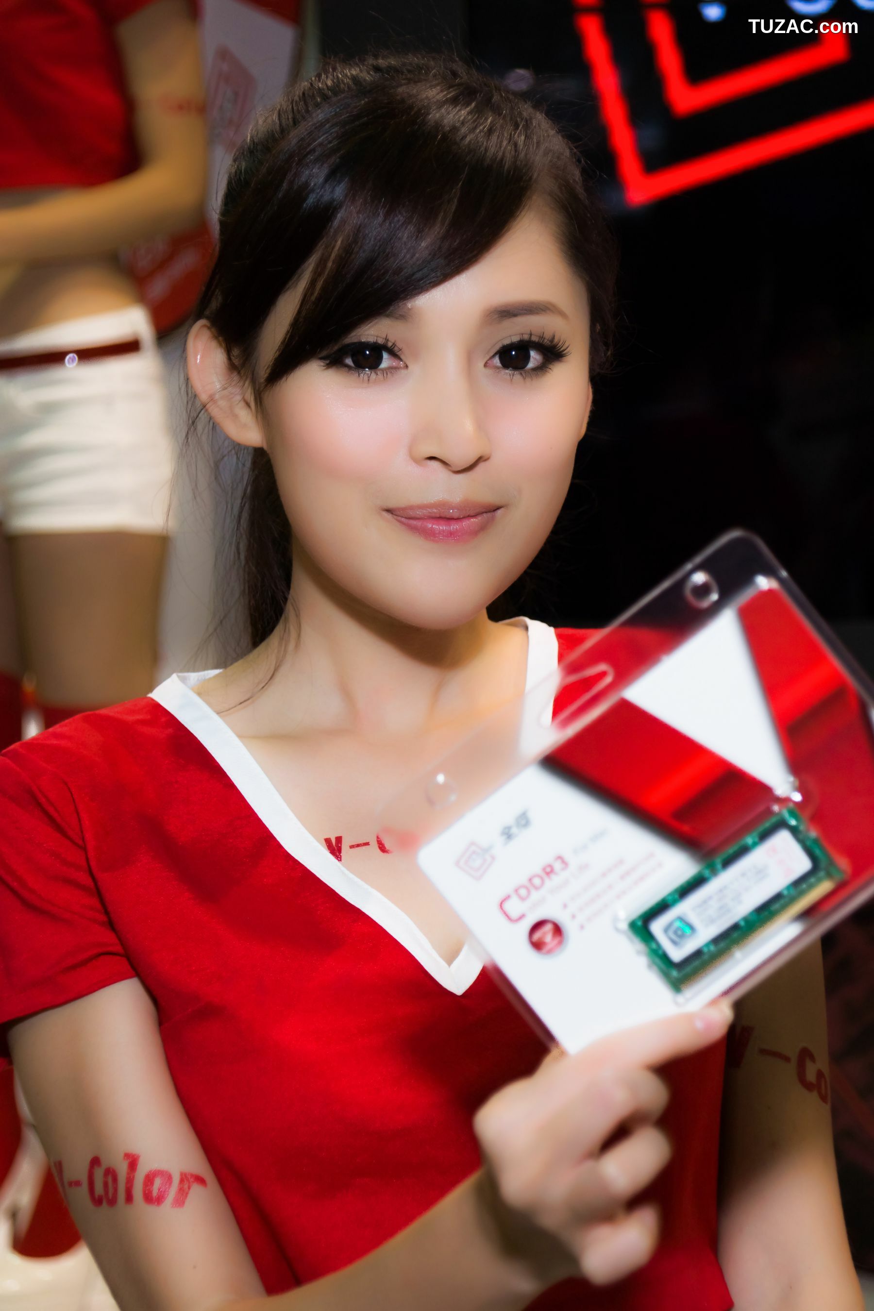 台湾正妹_Beautyleg腿模Avy《各类展台高清美图》大合集