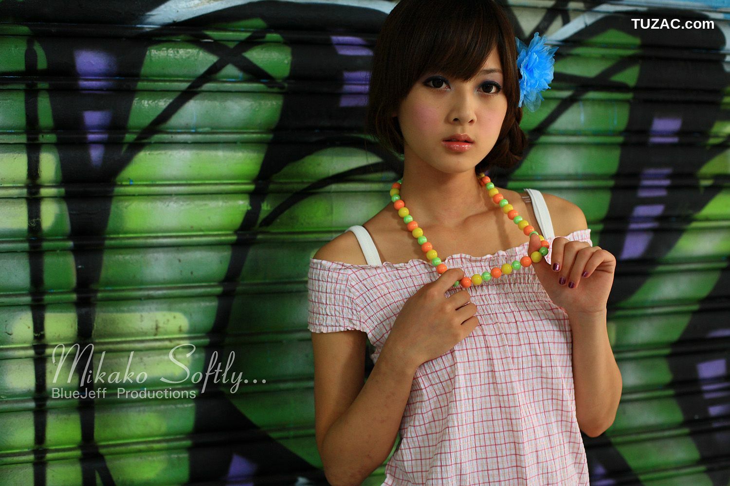 台湾正妹_Mikako/张凯洁《咬一口》写真集