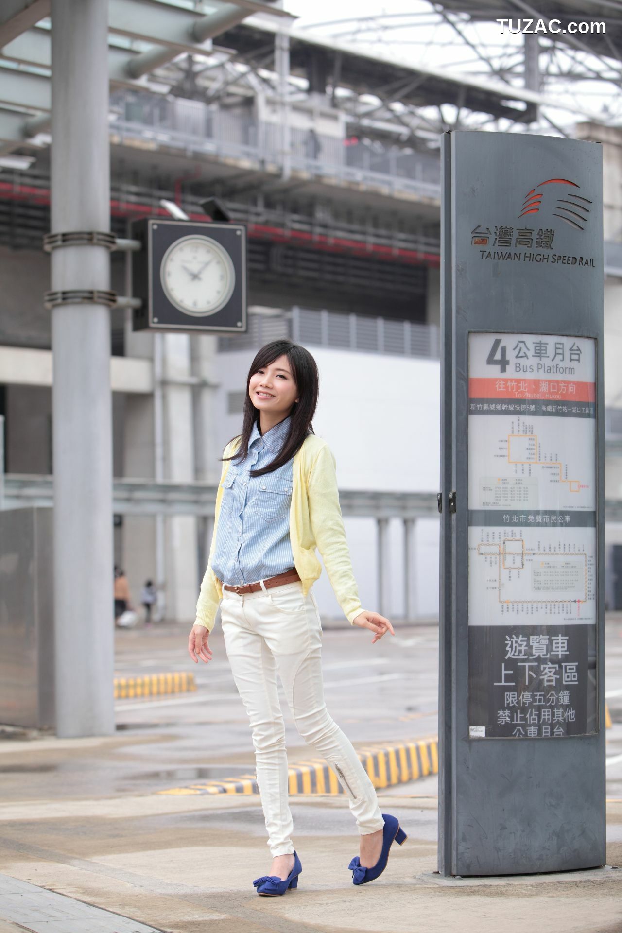 台湾正妹_可艾Keai《台湾清纯妹子街拍》写真集