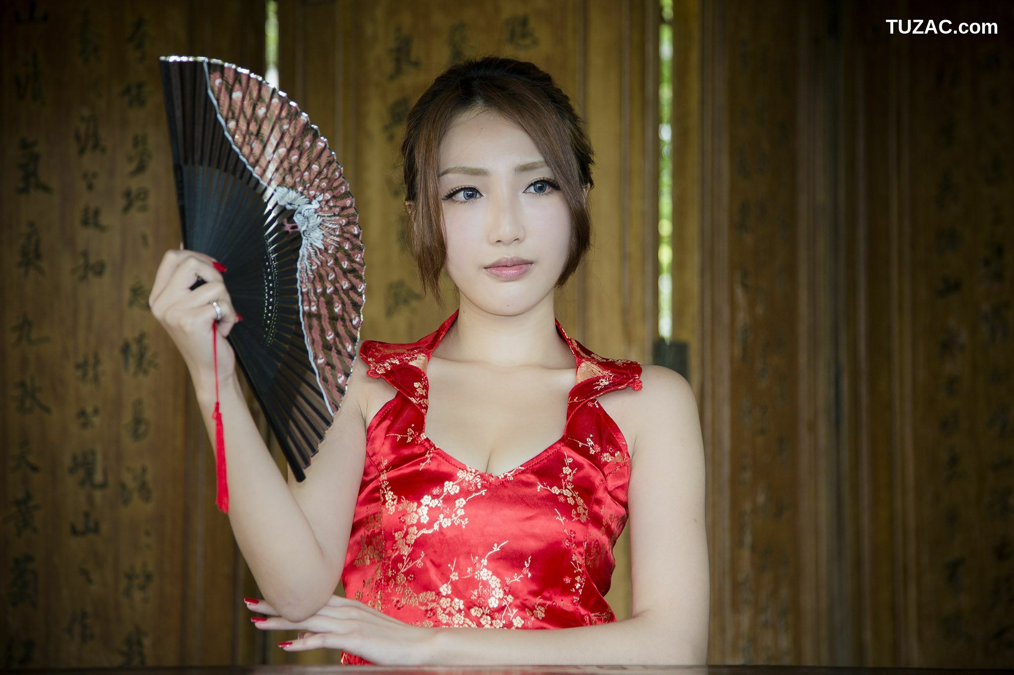 台湾正妹_台湾女神Syuan赵芸《至善園》外拍写真集