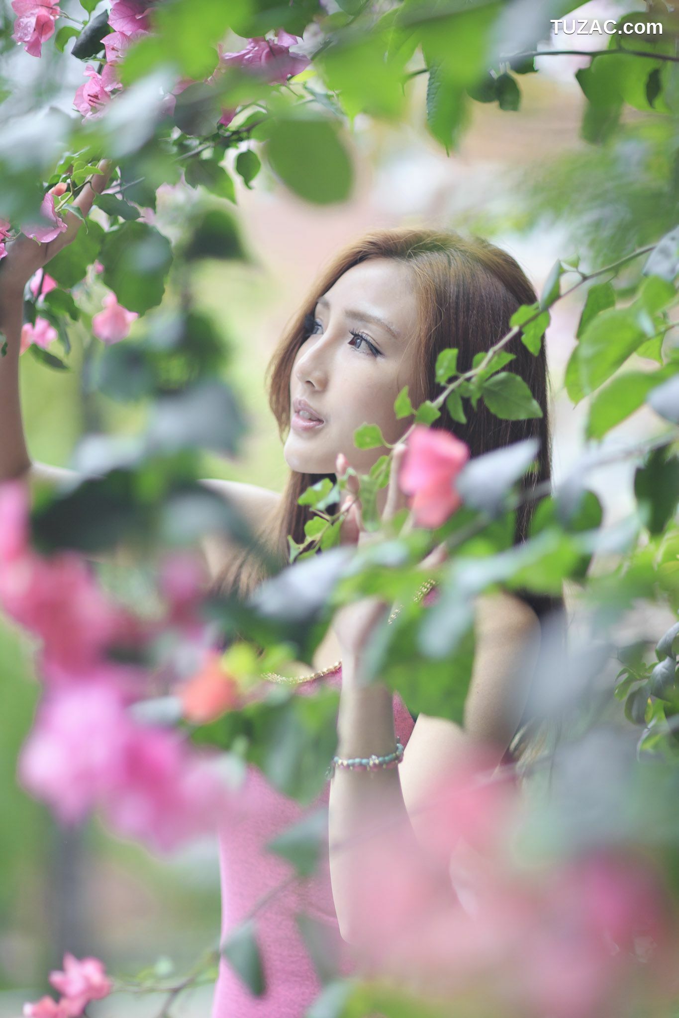 台湾正妹_台湾女神Syuan赵芸《至善園》外拍写真集