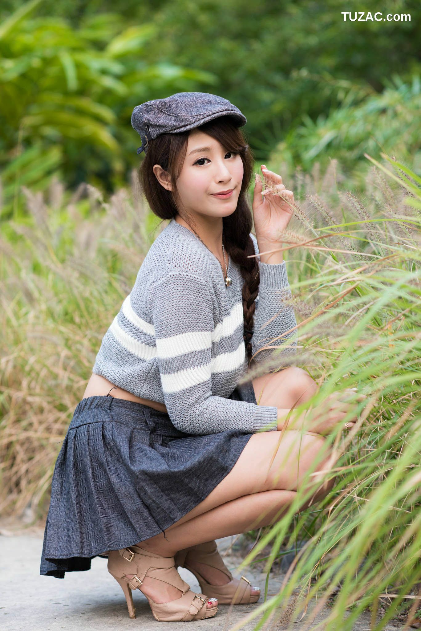 台湾正妹_台湾女神夏晴/腿模MISO《秋之风》写真集