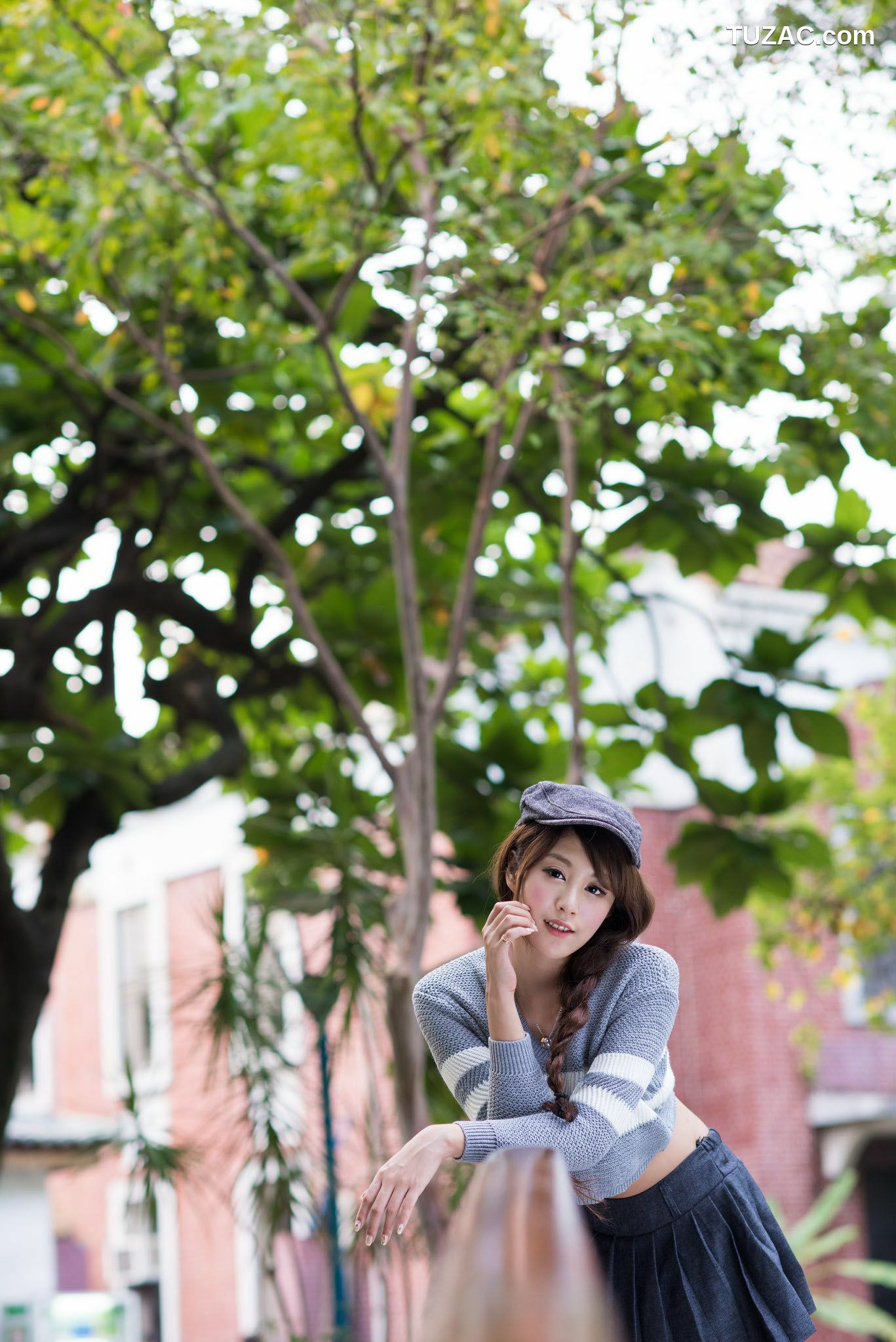 台湾正妹_台湾女神夏晴/腿模MISO《秋之风》写真集